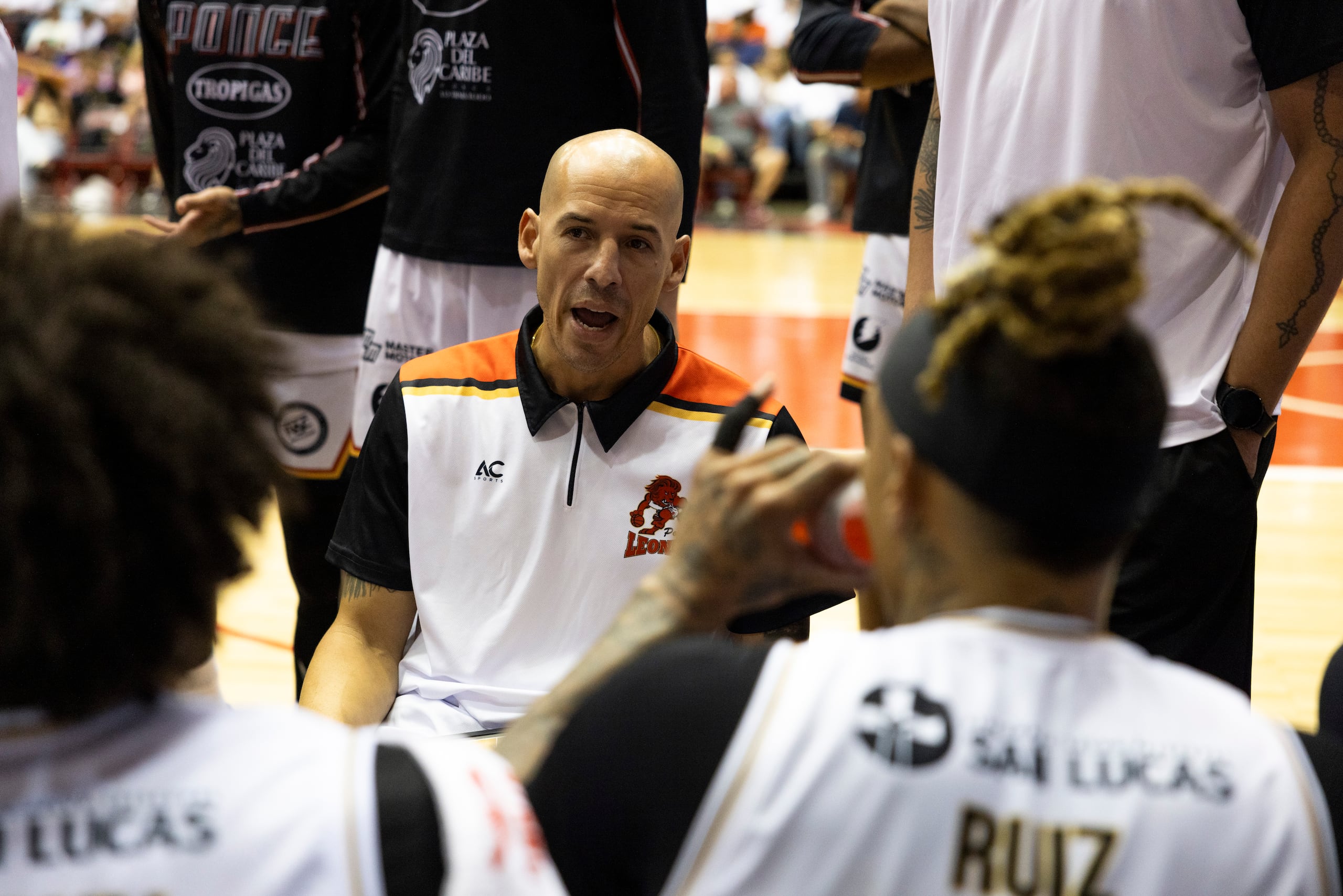 Carlos Rivera, dirigente de los Leones de Ponce en el BSN.