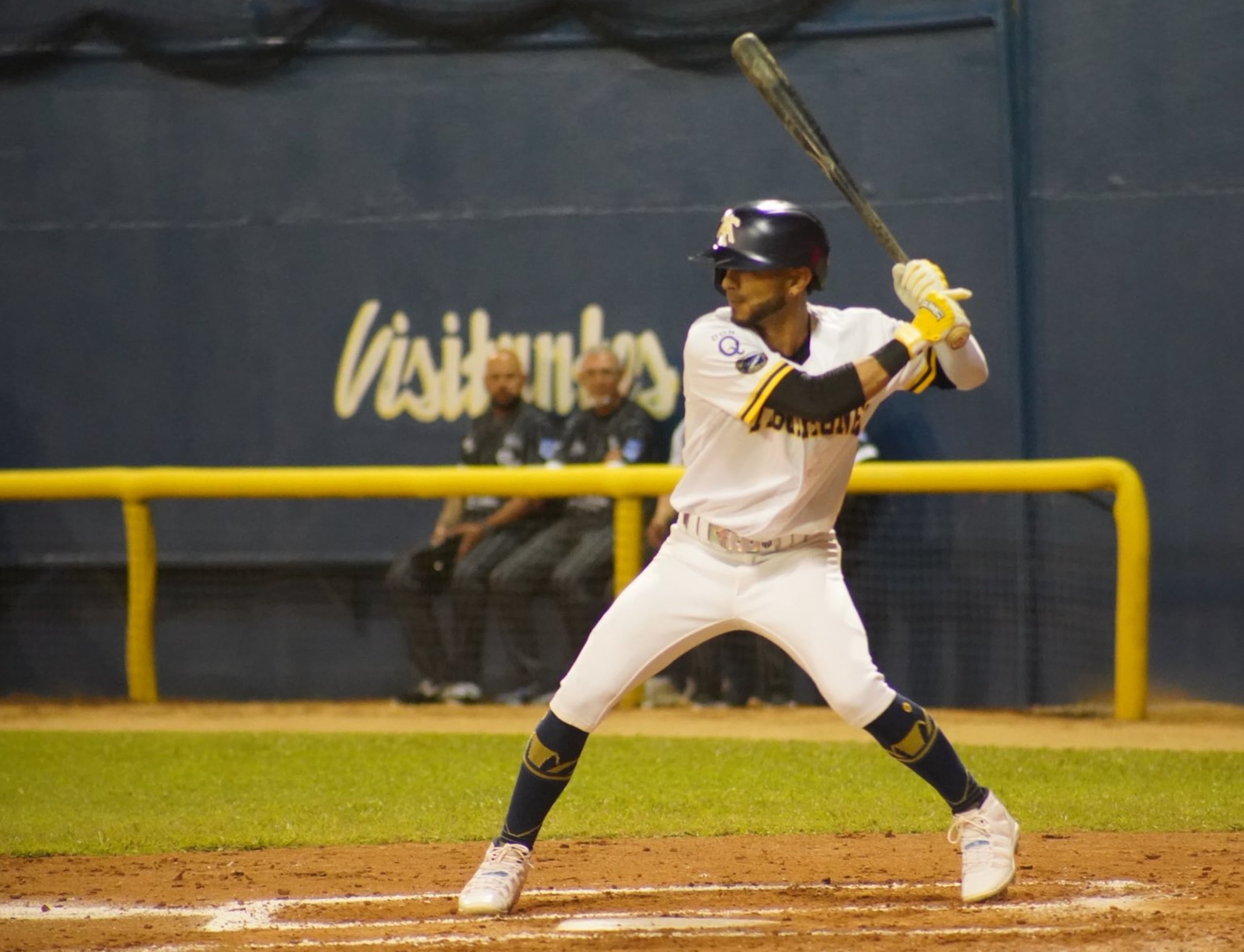 Los Tiburones llevan cinco victorias en línea.