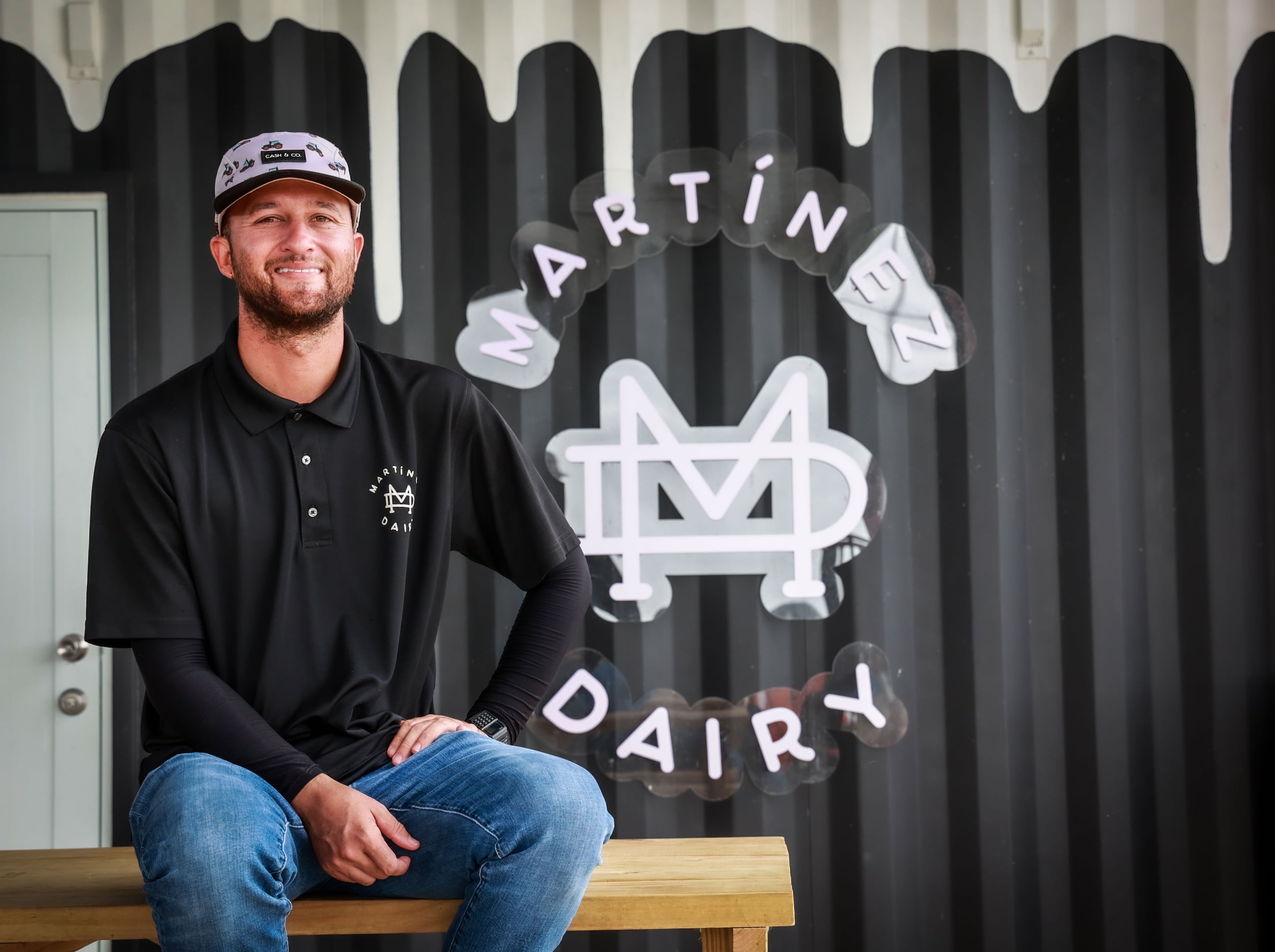 Pablo Martínez, propietario de la vaquería.