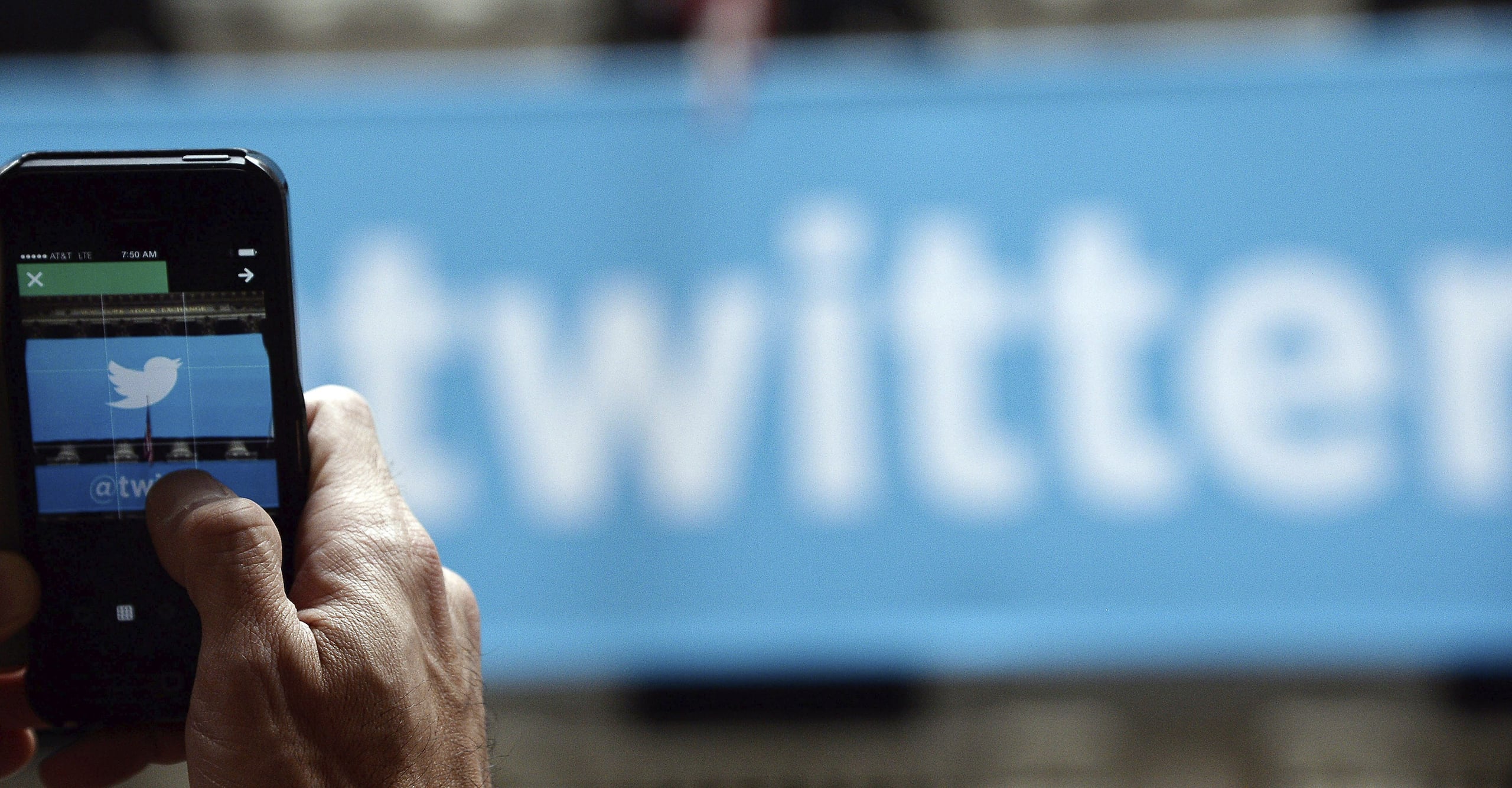 El asesino utilizaba la red social Twitter para contactar a sus víctimas.