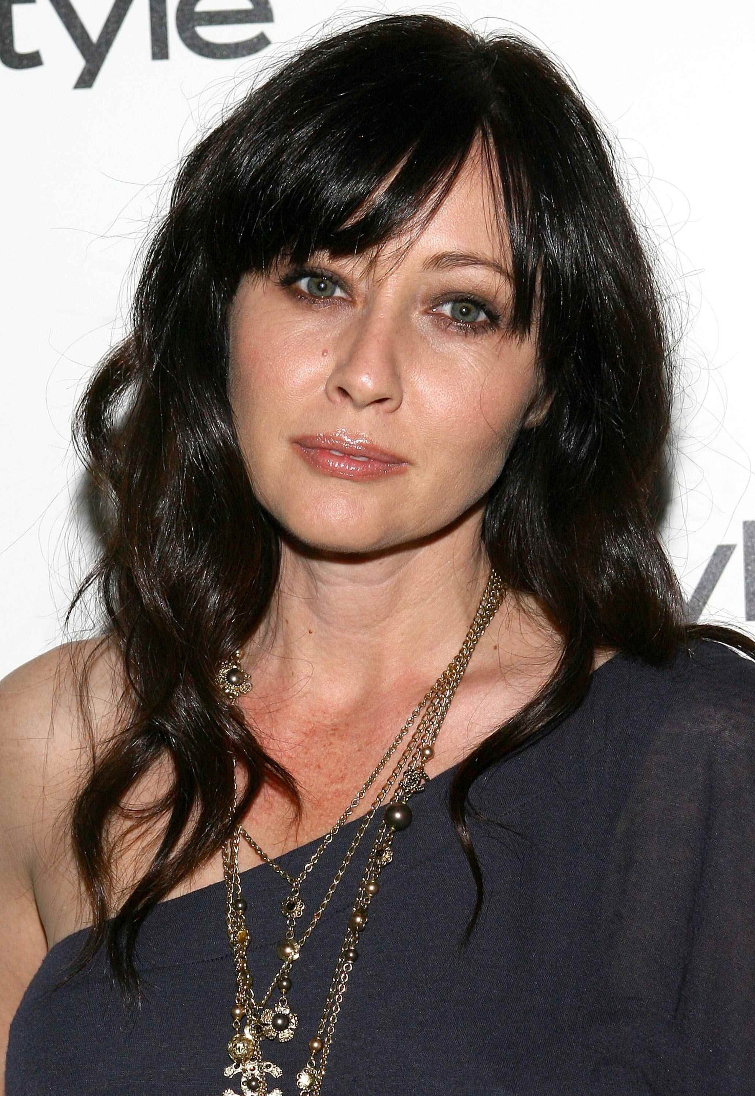 Shannen Doherty anunció en el 2017 que el cáncer mama que padeció estaba en remisión. (AFP/Archivo)