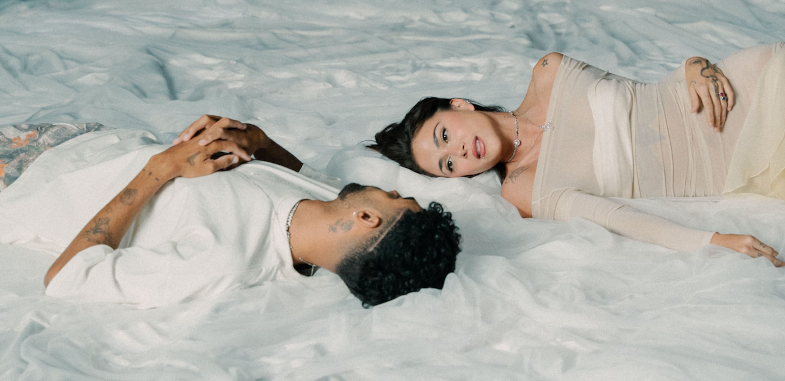 Greeicy y Jay Wheeler unen sus voces para cantarle a la nostalgia y desamor.