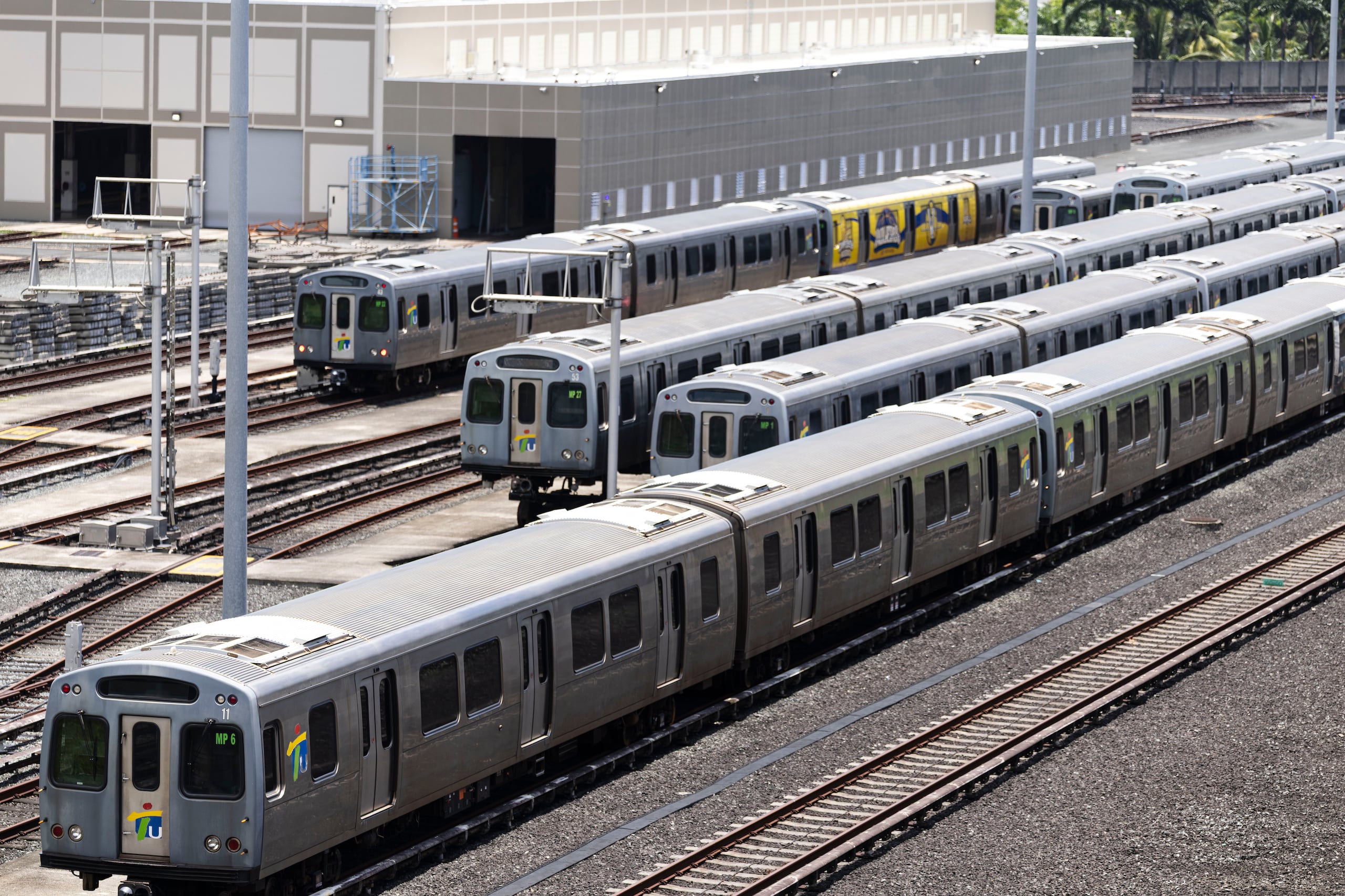 Menéndez Agosto dijo que los usuarios del Tren Urbano pueden sentirse confiados en utilizar el servicio.