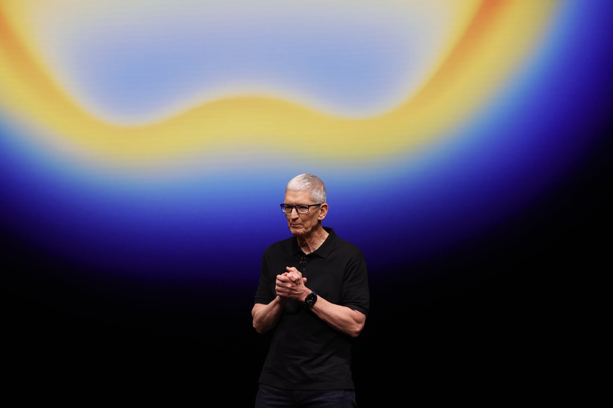 Cook pasará a ser el presidente ejecutivo del consejo de administración de Apple.