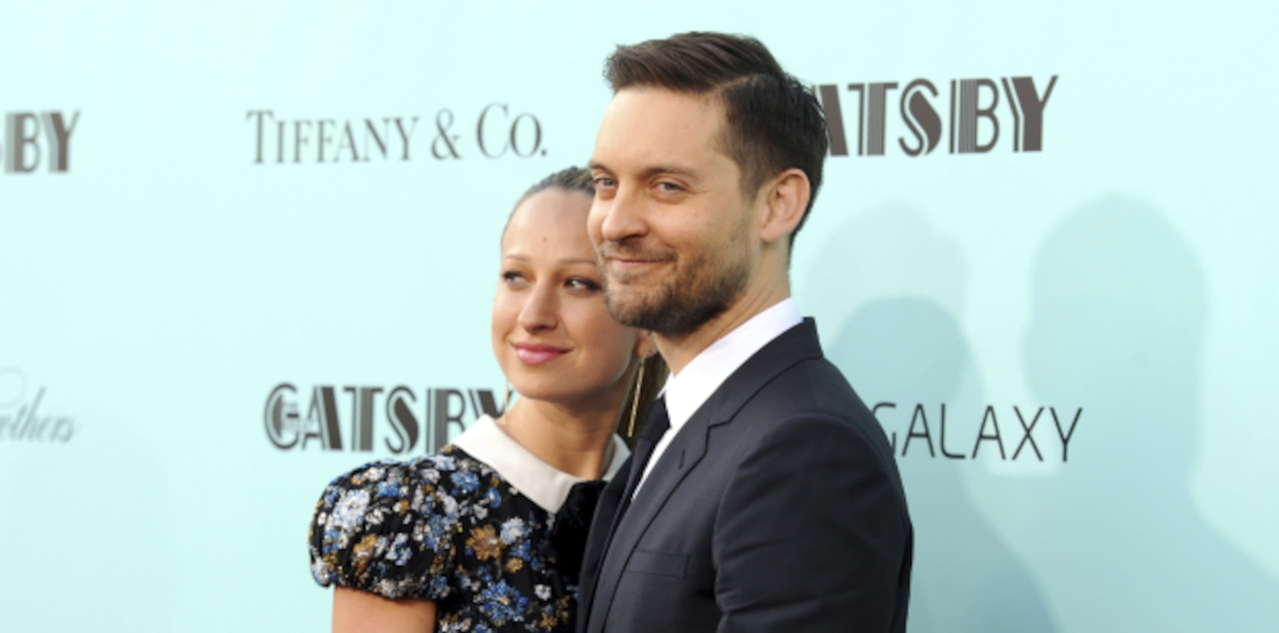 Tobey Maguire y Jennifer Meyer. (Prensa Asociada)