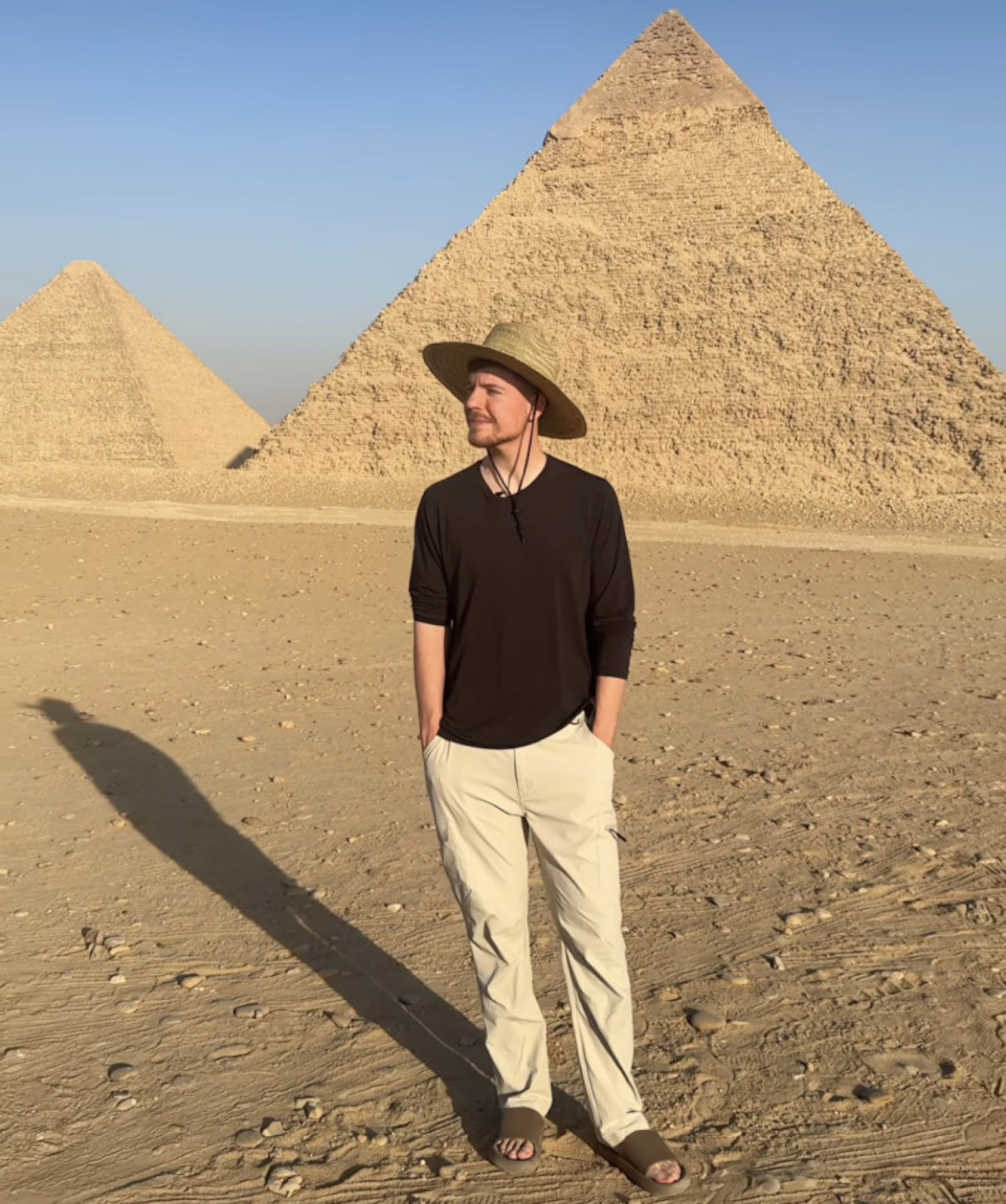 El youtuber expresó que desea "llevar a su público al viaje para mostrarles las salas que nadie ha visto públicamente".