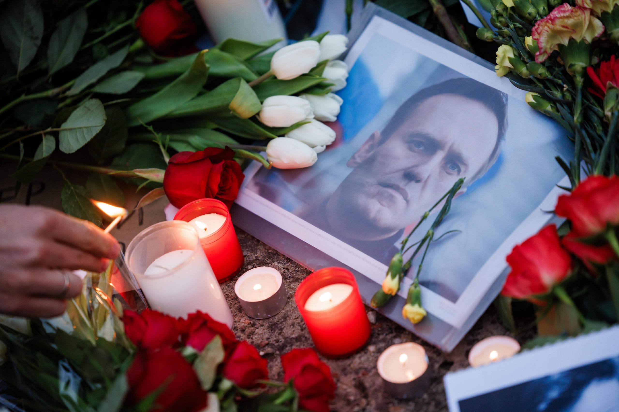 Navalni había sobrevivido en 2020 a un intento de envenenamiento con el agente químico Novichok y su salud había sido motivo de creciente preocupación después de que se declarara en huelga de hambre entre marzo y abril de 2021.
