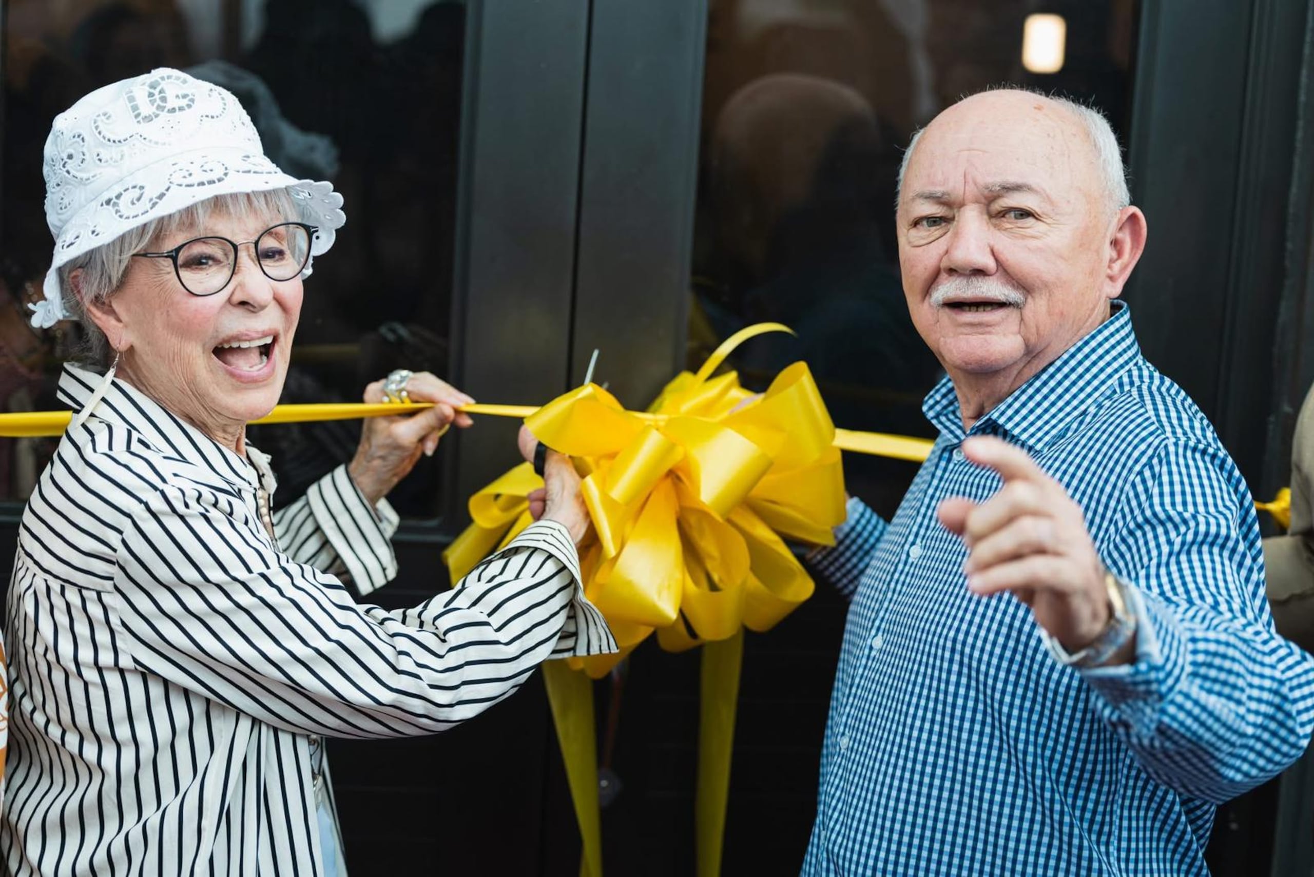 Moreno (junto al alcalde de Juncos, Alfredo 'Papo' Alejandro), se mostró sumamente emocionada por la inauguración del museo en su honor.
