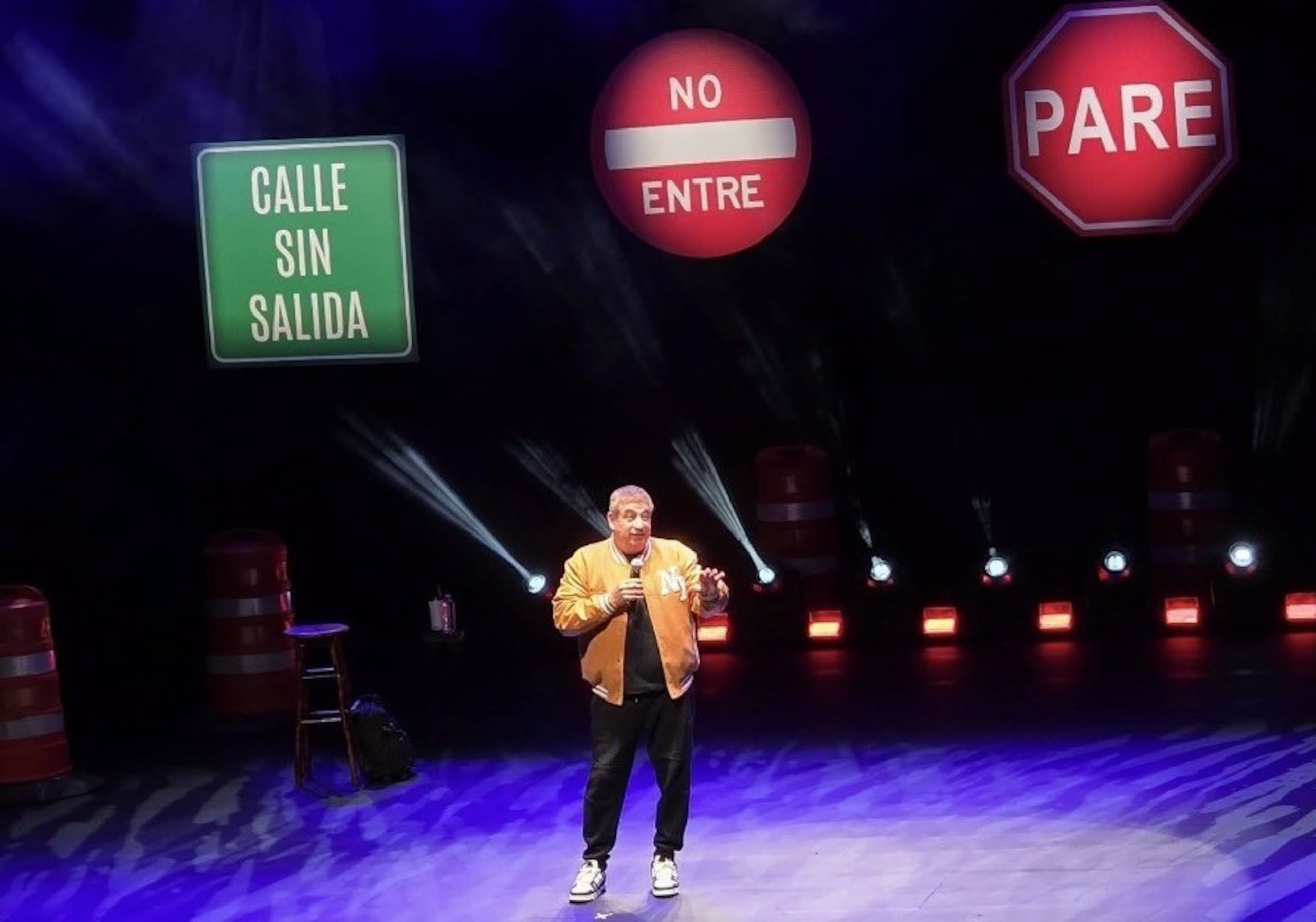 Partiendo del choque que tuvo frente a Telemundo, el comediante hilvanó un retrato del conductor puertorriqueño.