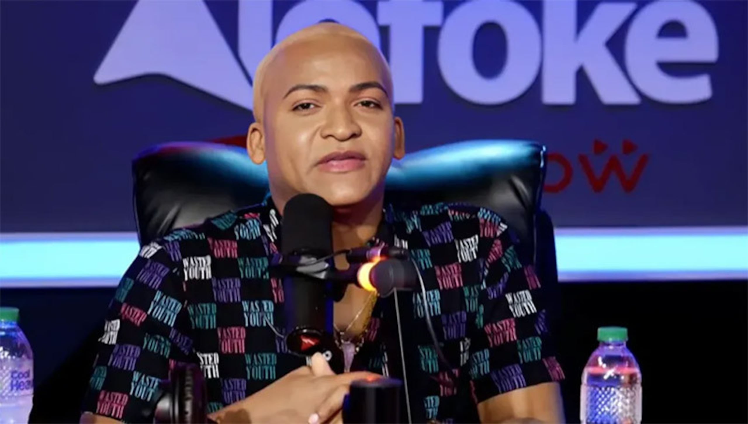 El comentarista de farándula Melvin Alexander Vicente Ventura, mejor conocido como Melvin TV.