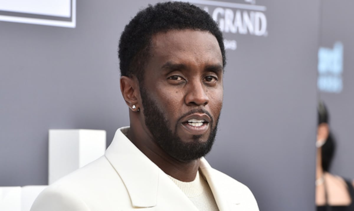 Trasladan a Sean “Diddy” Combs a prisión en Pensilvania tras lesión en la cabeza