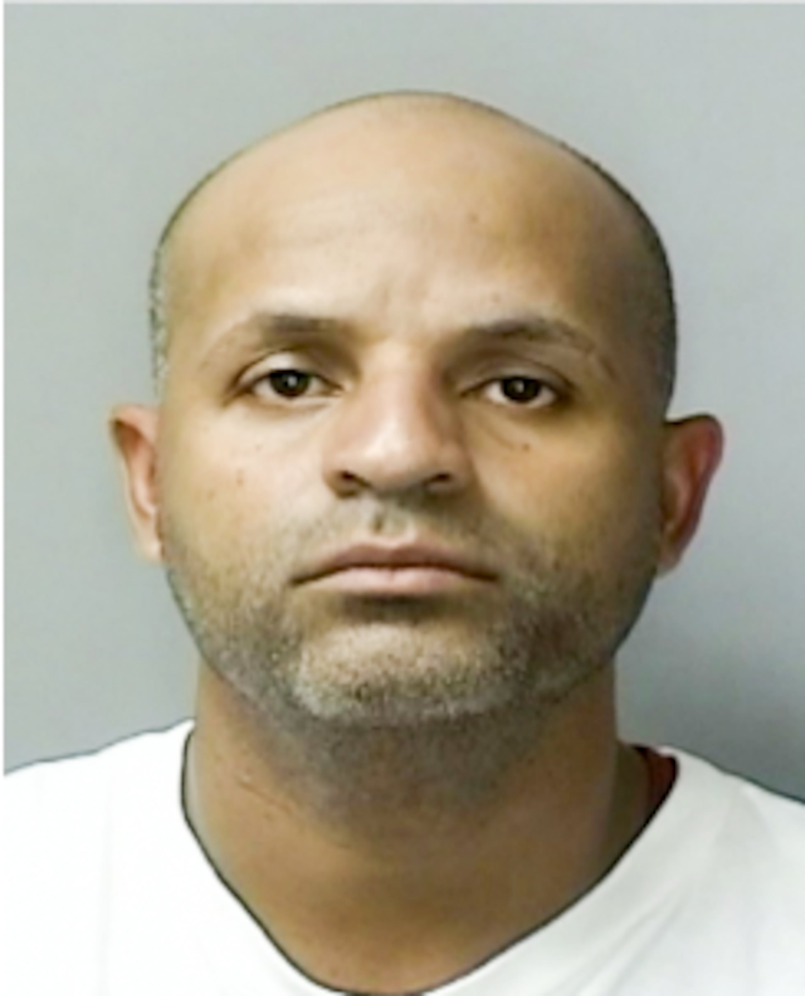 El fugitivo federal Jensen Martínez López,
buscado por cargos de lavado de dinero fue capturado en Loíza.