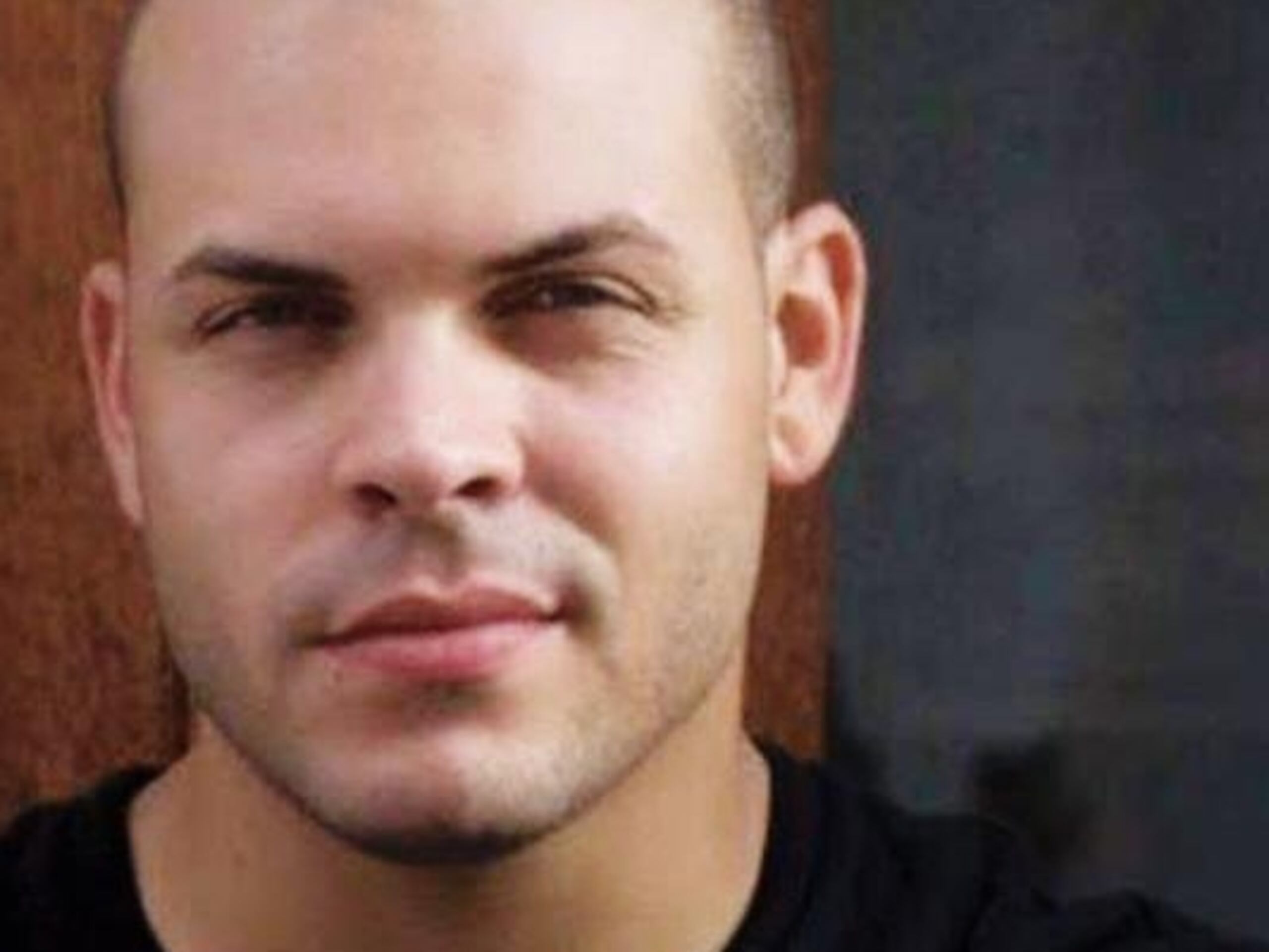 Eliezer Ramos Vélez, de 35 años, sue asesinado ayer tras perseguir a gatilleros estando franco de servicio.