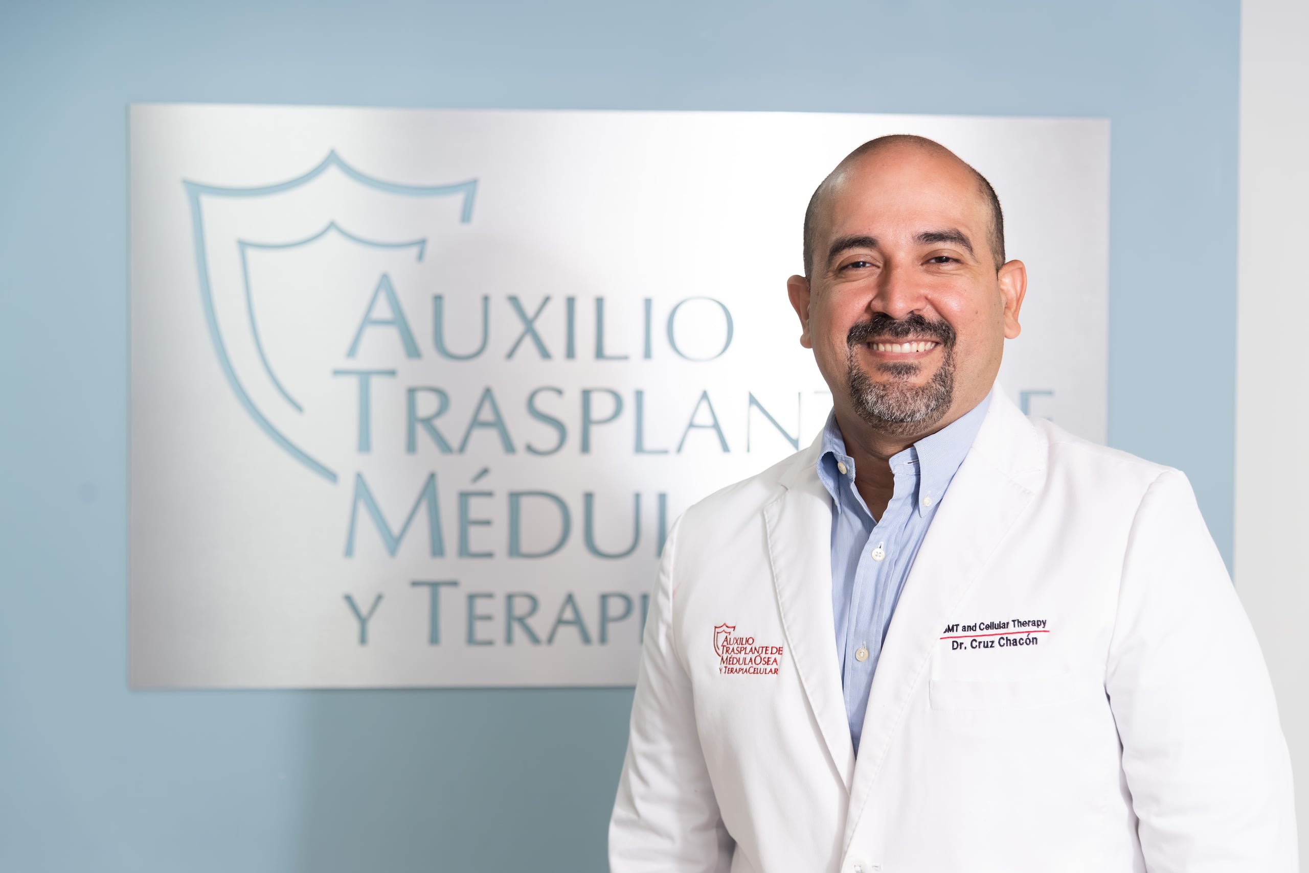 El doctor Alexis Cruz Chacón es director del Centro de Trasplante de Médula Ósea del Hospital Auxilio Mutuo.