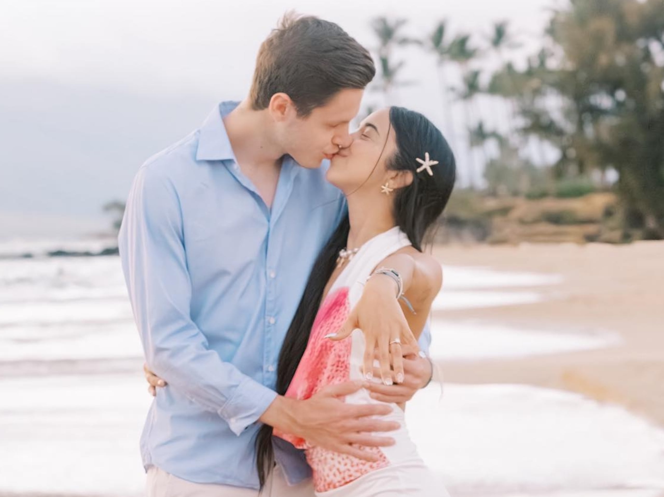 Melanie Díaz y su ahora prometido, Tomas Polansky.