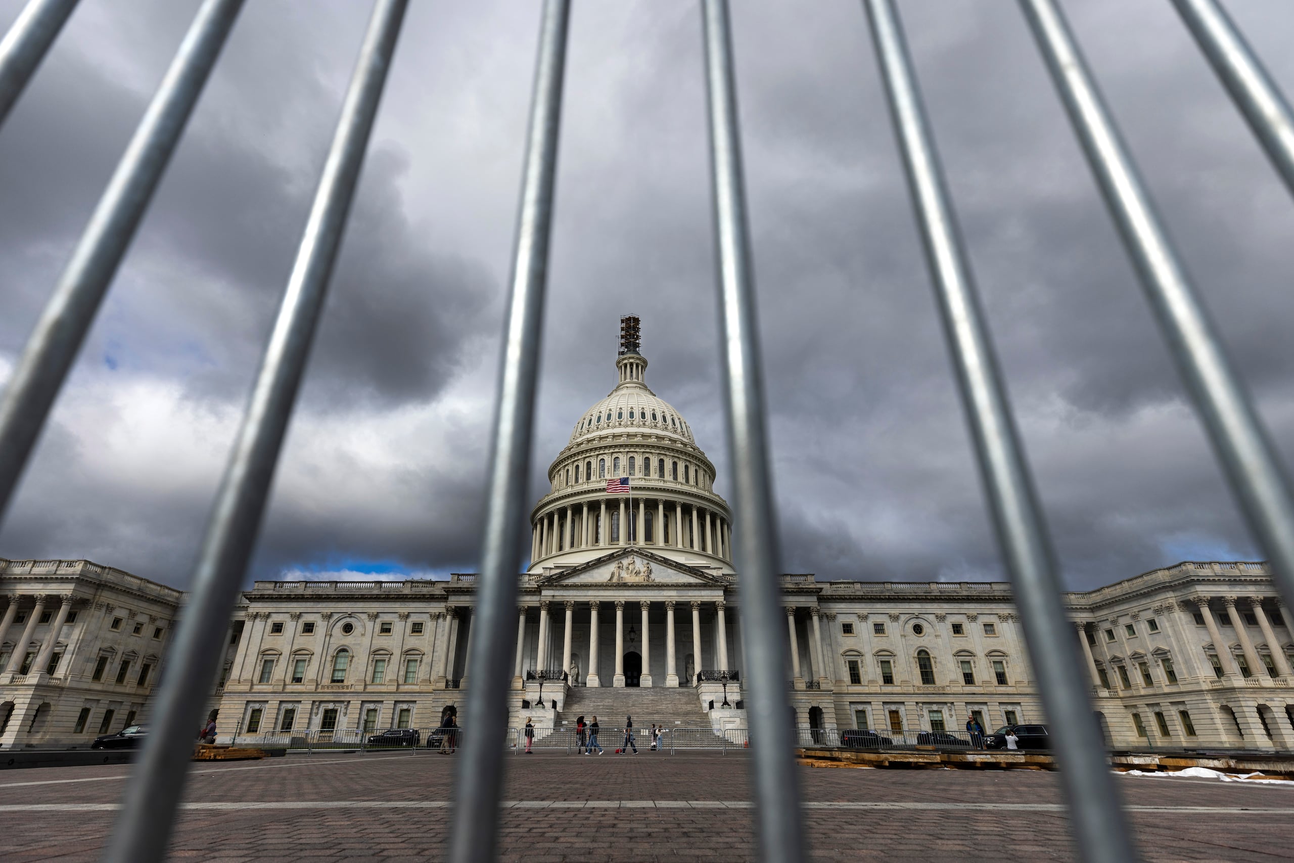 Vista exterior del Capitolio de EE.UU., sede del Congreso estadounidense, este 25 de septiembre de 2023, en Washington. EFE/Jim Lo Scalzo