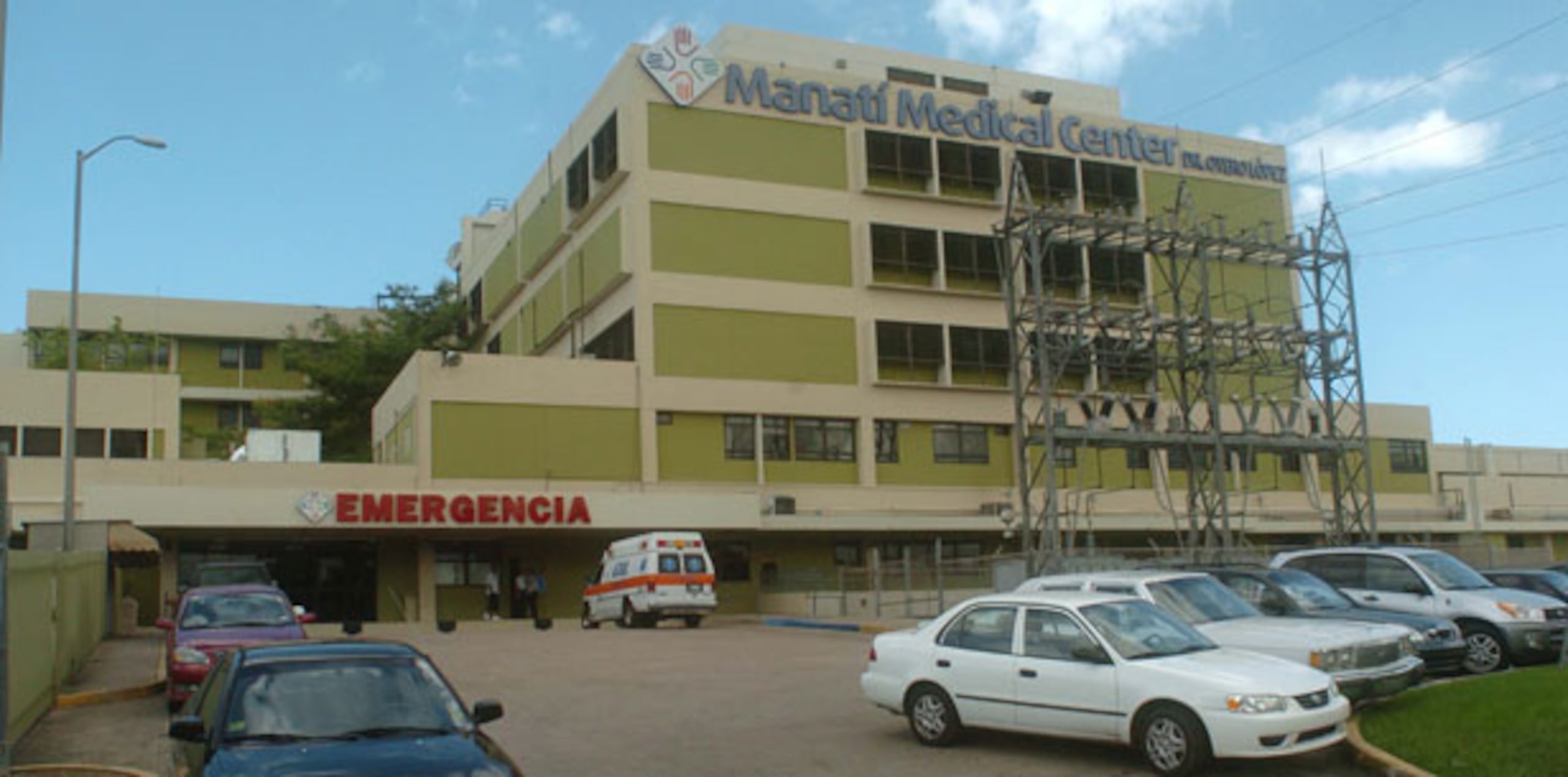Ramos Moctezuma fue transportado al hospital Manatí Medical Center, donde el médico de turno le diagnosticó heridas de carácter grave en diferentes partes del cuerpo. (Archivo)