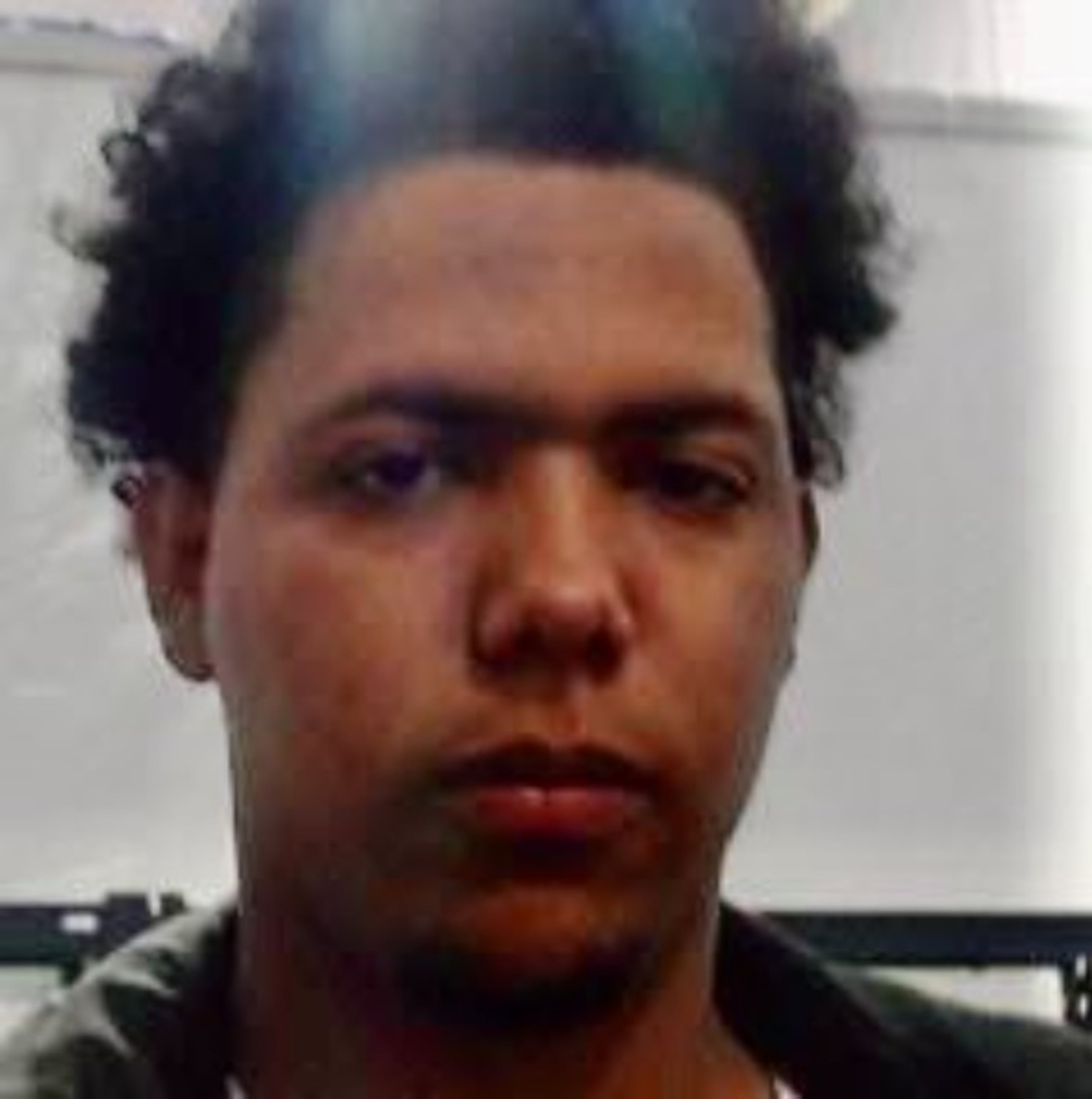 El DHS circuló la foto de Miguel Francisco Mora Núñez, originario de la República Dominicana y a quien identificó como uno de los sospechosos del incidente.