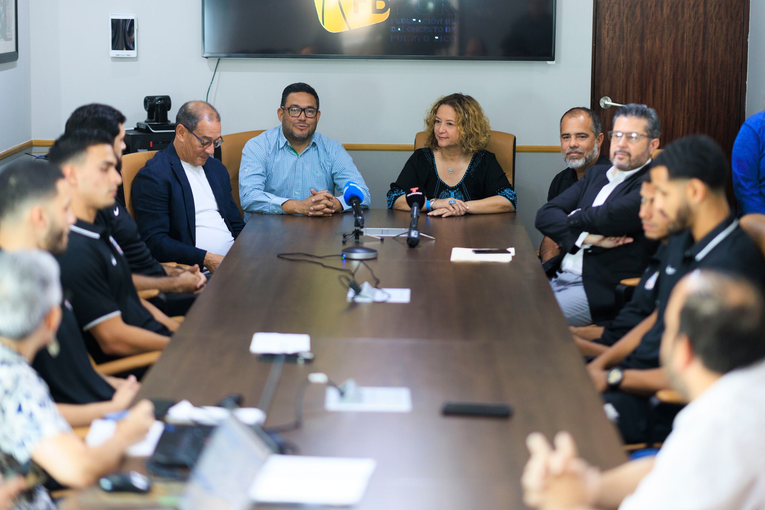 El baloncesto tiene a 30 atletas candidatos a jugar en los Juegos Panamericanos Santiago 2023, esto entre sus cuatro equipos de conjunto.