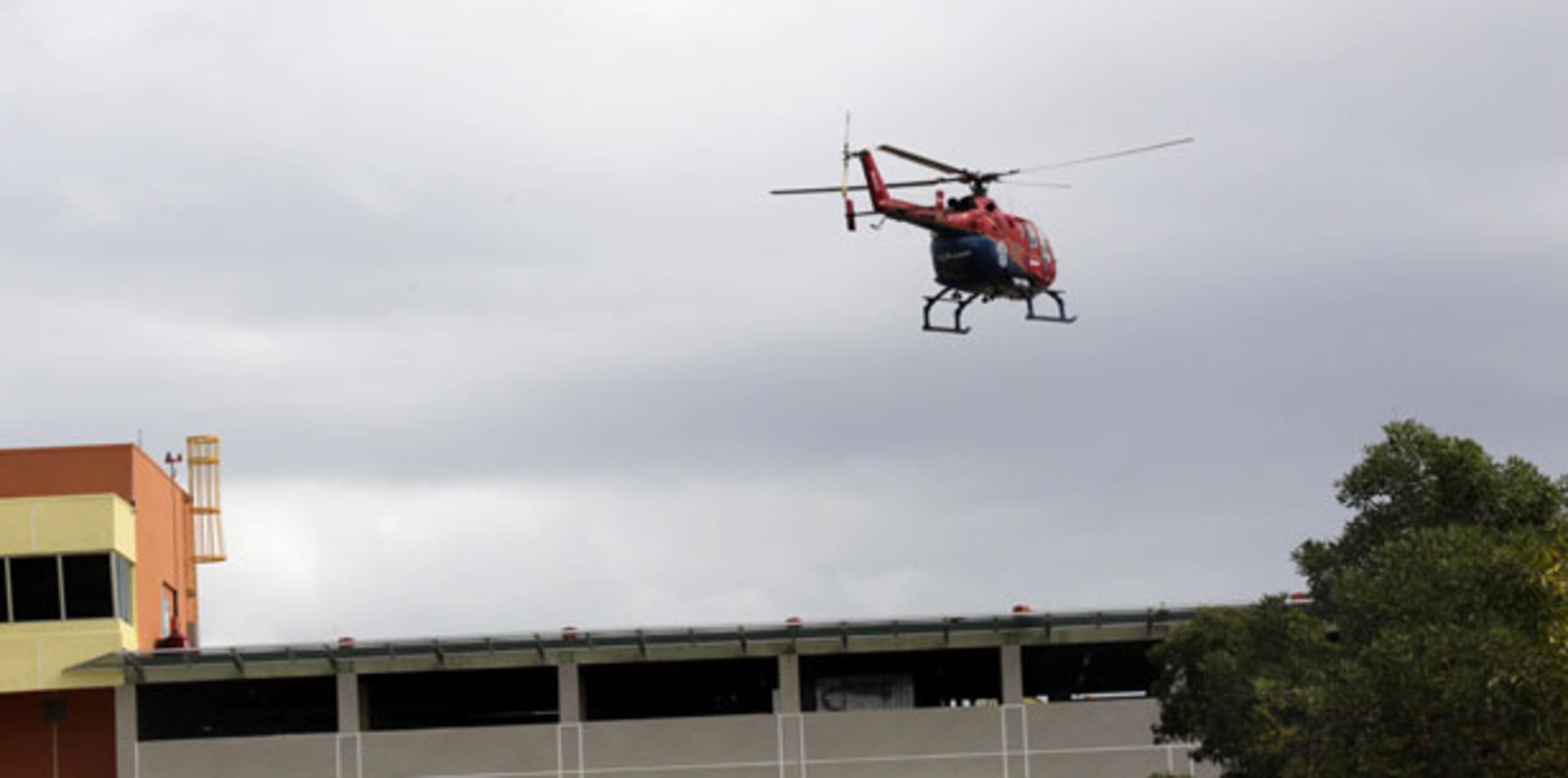 El menor de cuatro años, aunque se encuentra estable, fue trasladado al Centro Medico en Río Piedras, vía ambulancia aérea, por una fractura abierta en el fémur. (Archivo)