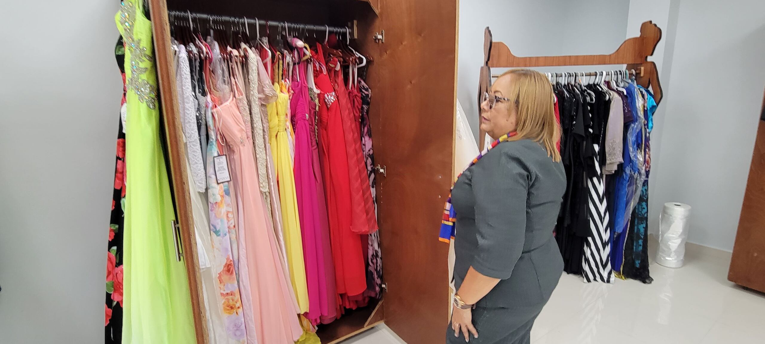 La boutique es atendida por personal de la Oficina de Ayuda al Ciudadano.