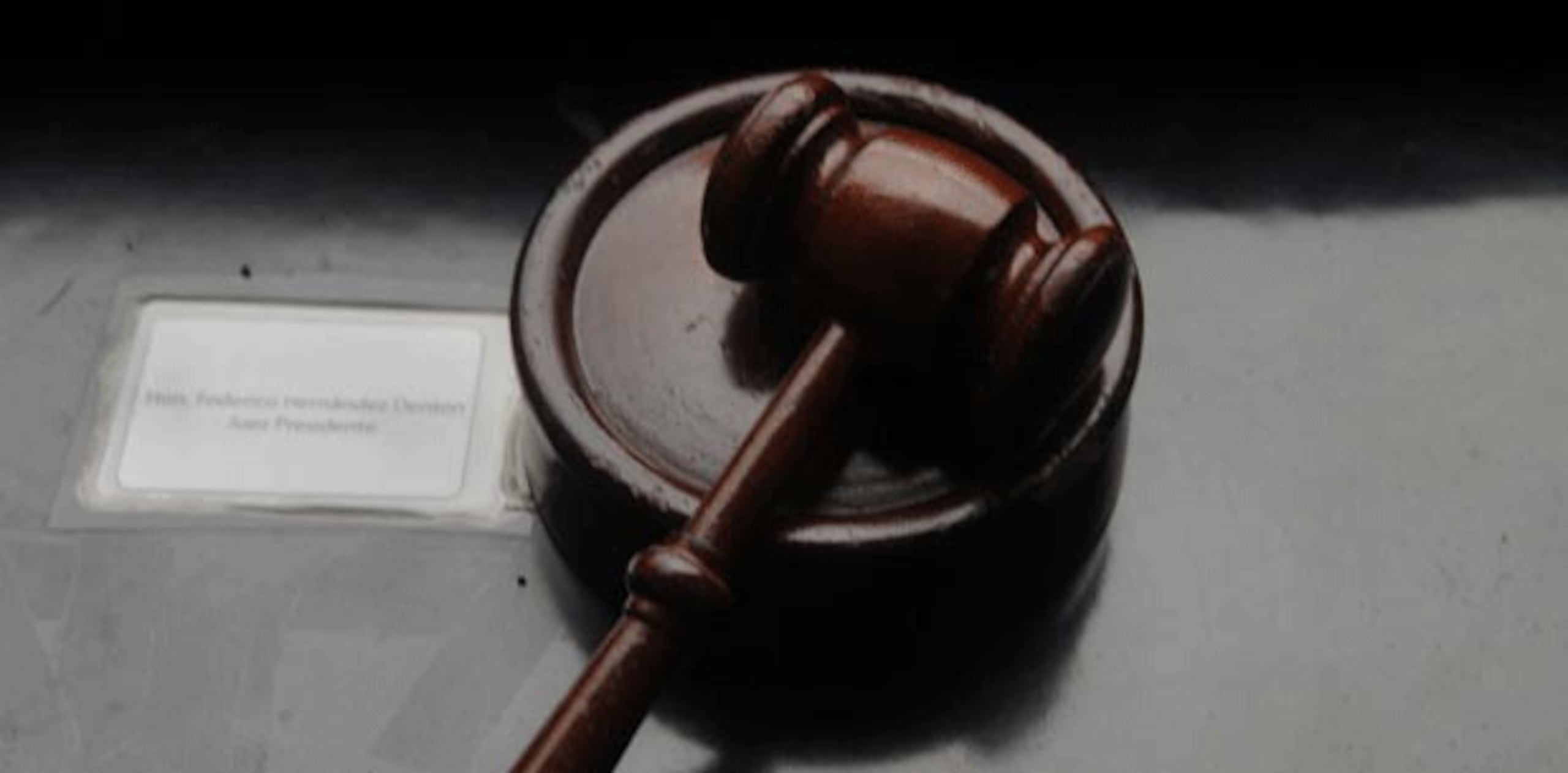Tras hacer un recuento de los hechos, la jurista indicó que el tribunal “no está en posición de intervenir en las reclamaciones de los demandantes” porque la relación entre las franquicias y la Liga es de carácter contractual. (Archivo)