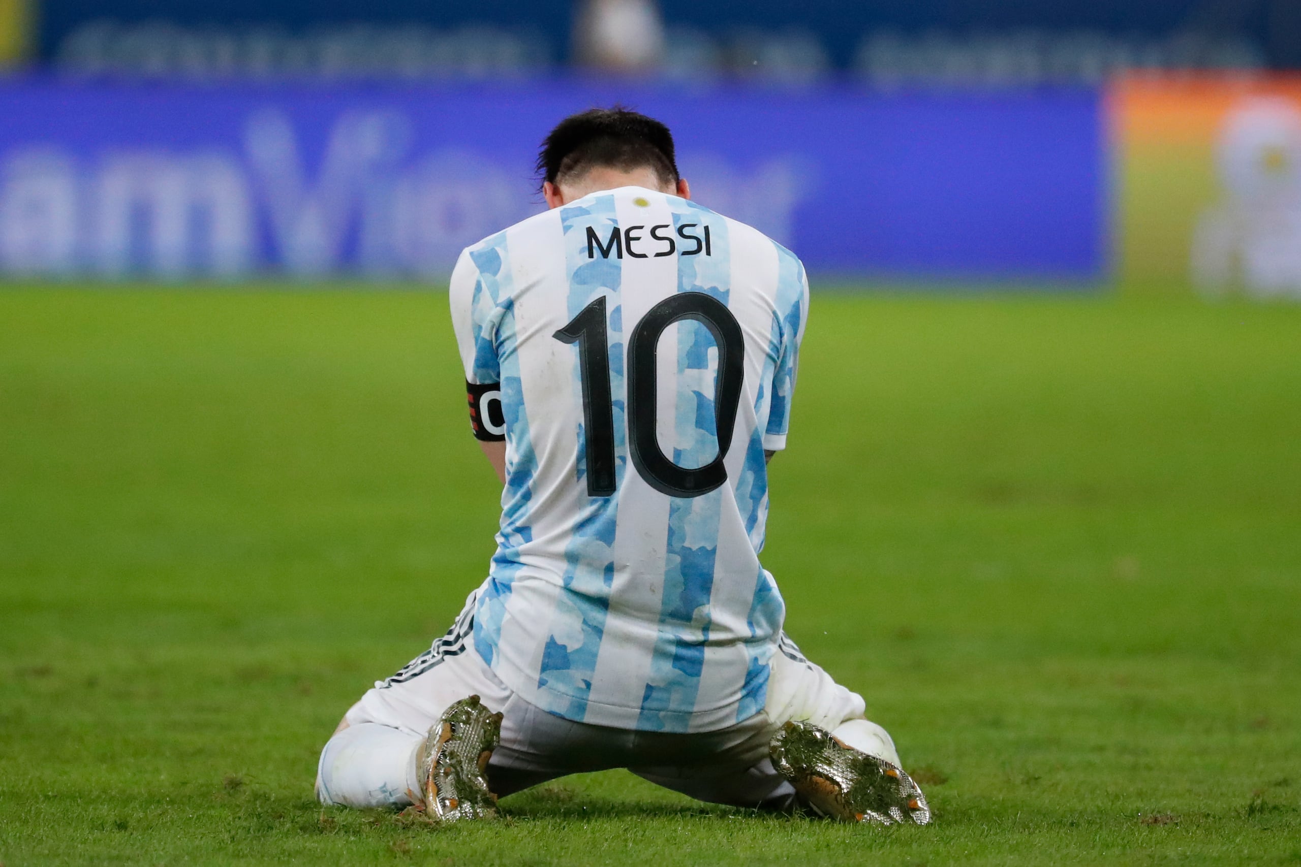 Por Argentina ser el vigente campeón mundial, es muy probable que miles de argentinos quieran ir a ver su selección en la Copa América. Y entre ellos pudieran mostrar interés hinchas vedados en canchas en Argentina por su comportamiento. Sus nombres han sido compartidos para que Estados Unidos se cuide de permitirles llegar a sus estadios.