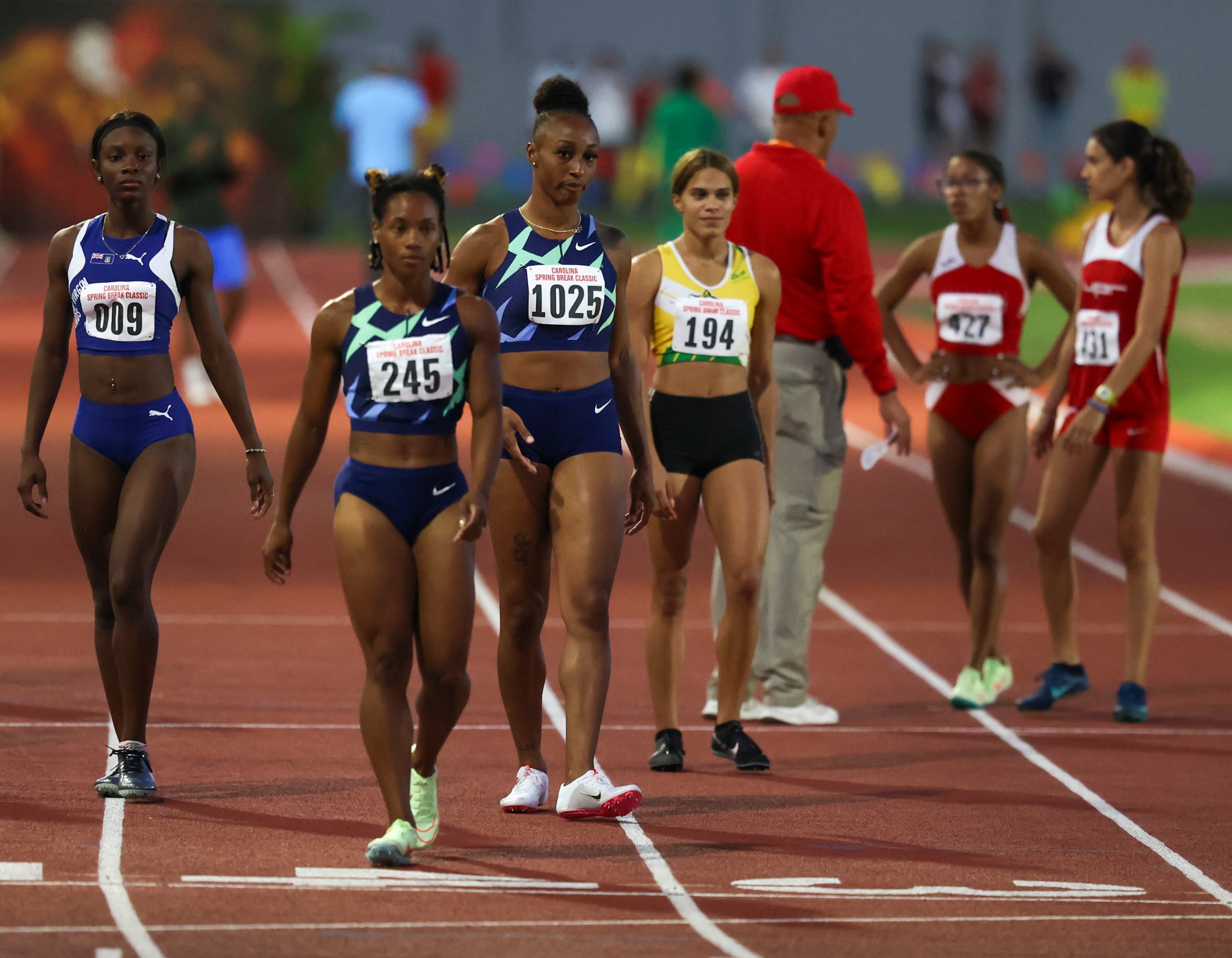 Jasmine Camacho Quinn (1025), aquí como parte del relevo 4x400 metros de Puerto Rico en en el Clásico Primaveral de Carolina en el 2022, podría se reintegrada en los relevos.