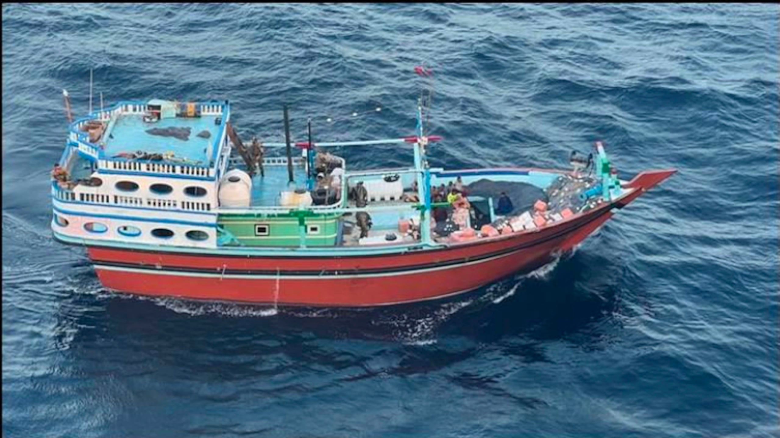 Los rebeldes hutíes de Yemen, apoyados por Irán, han incrementado en las últimas semanas los ataques en el mar Rojo contra barcos que sospechan vinculados a Israel.
