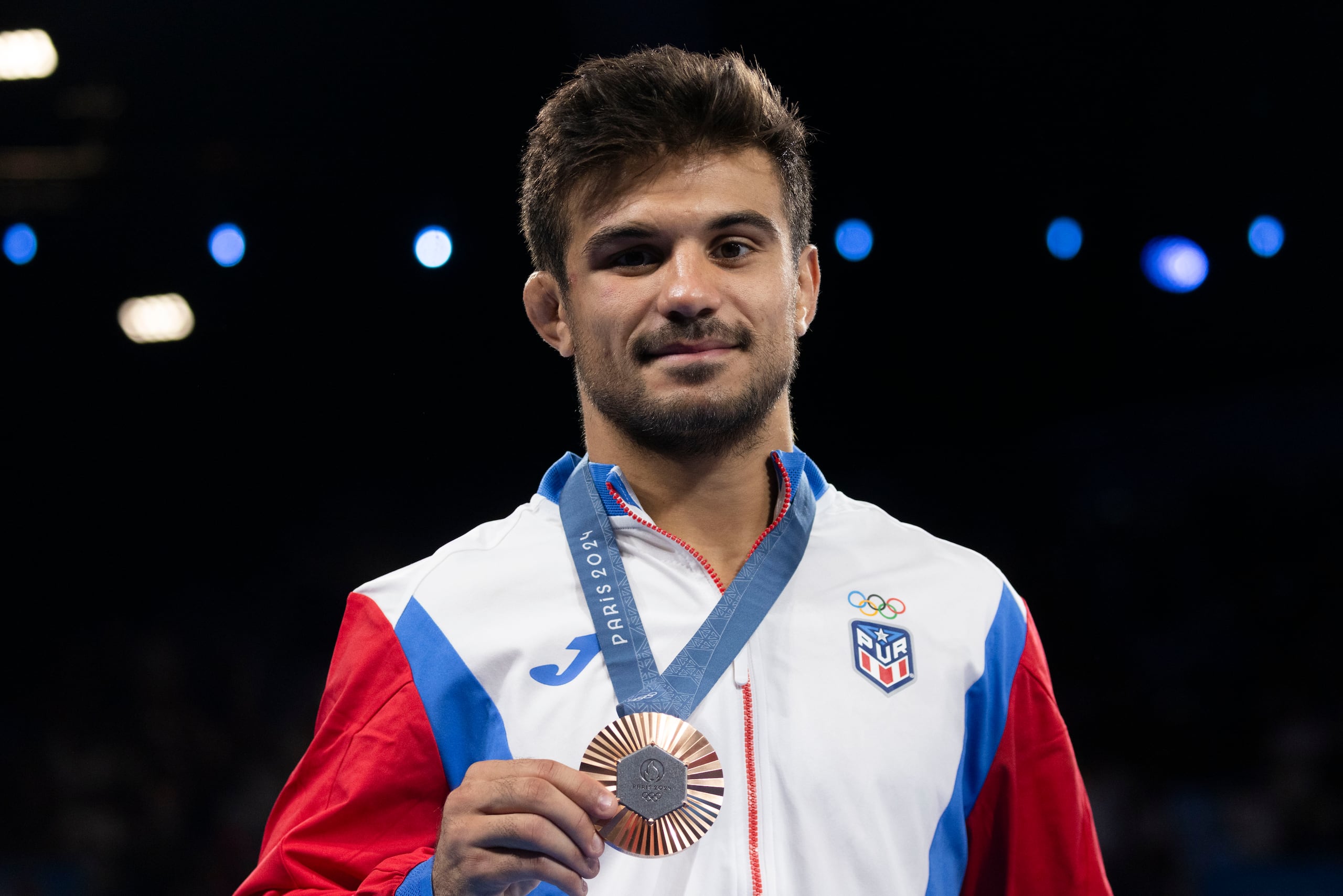 Sebastián Rivera es el segundo luchador boricua en la historia que gana una medalla a nivel olímpico detrás de Jaime Espinal en Londres 2012.