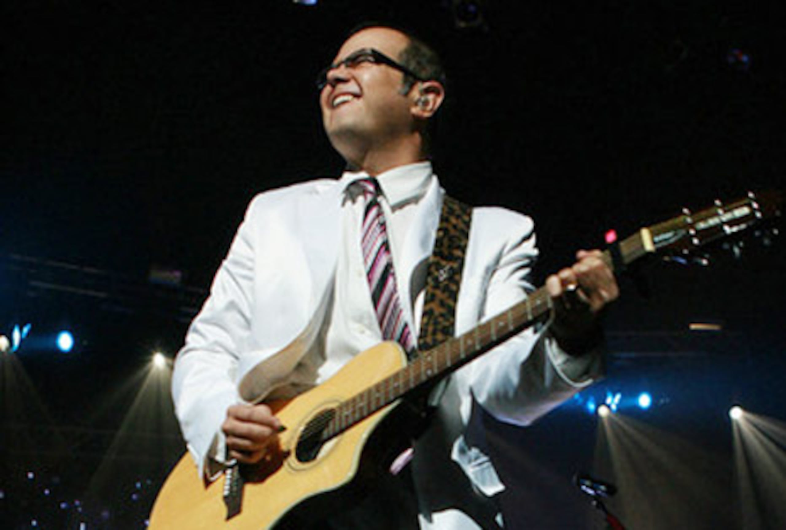 Aleks Syntek se unirá a otros cantantes que rendirán homenaje a Shakira como Personalidad de 2011, en la ceremonia de entrega del Grammy Latino. (Suministrada)