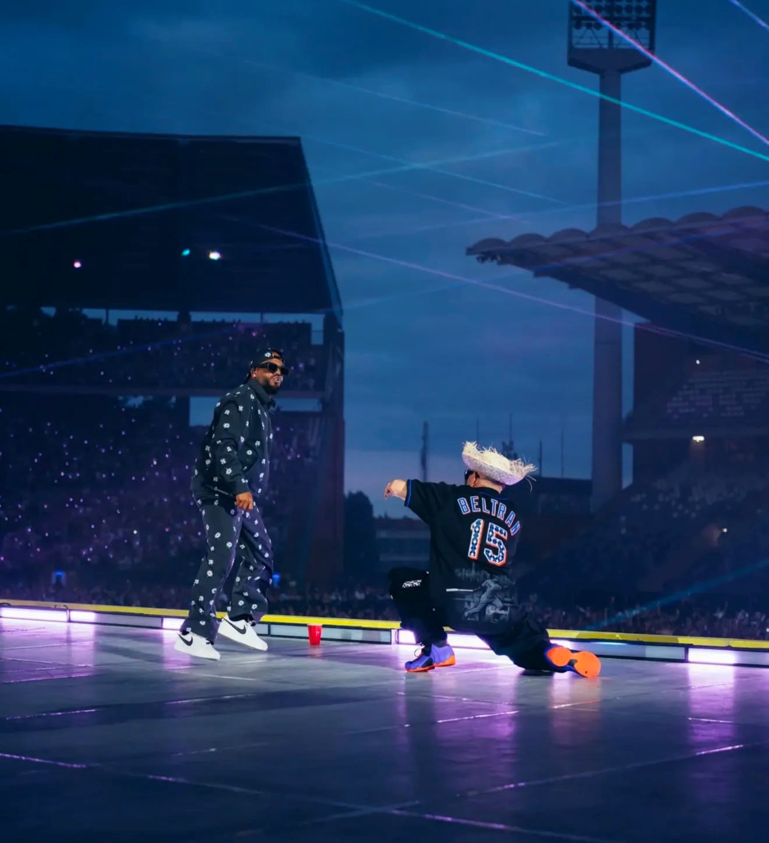 El dúo compuesto por Jowell y Randy interpretó varios de sus éxitos durante el concierto de Bad Bunny en Bélgica.