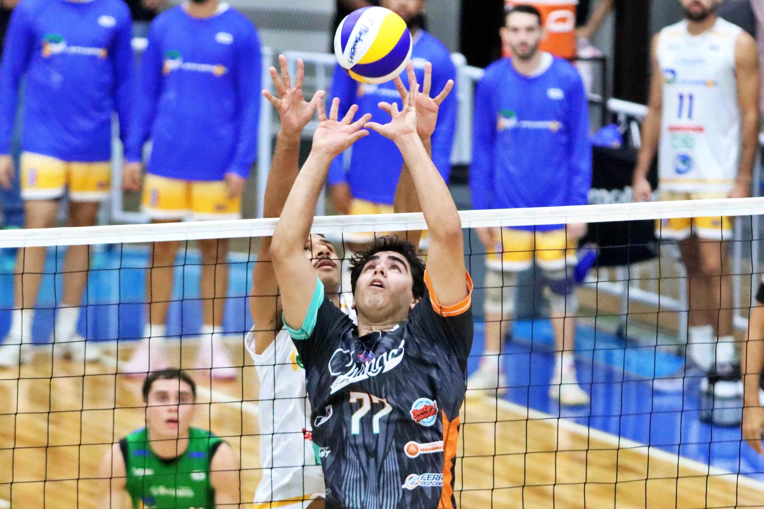 Arturo Iglesias es el Regreso del Año de la LVSM.