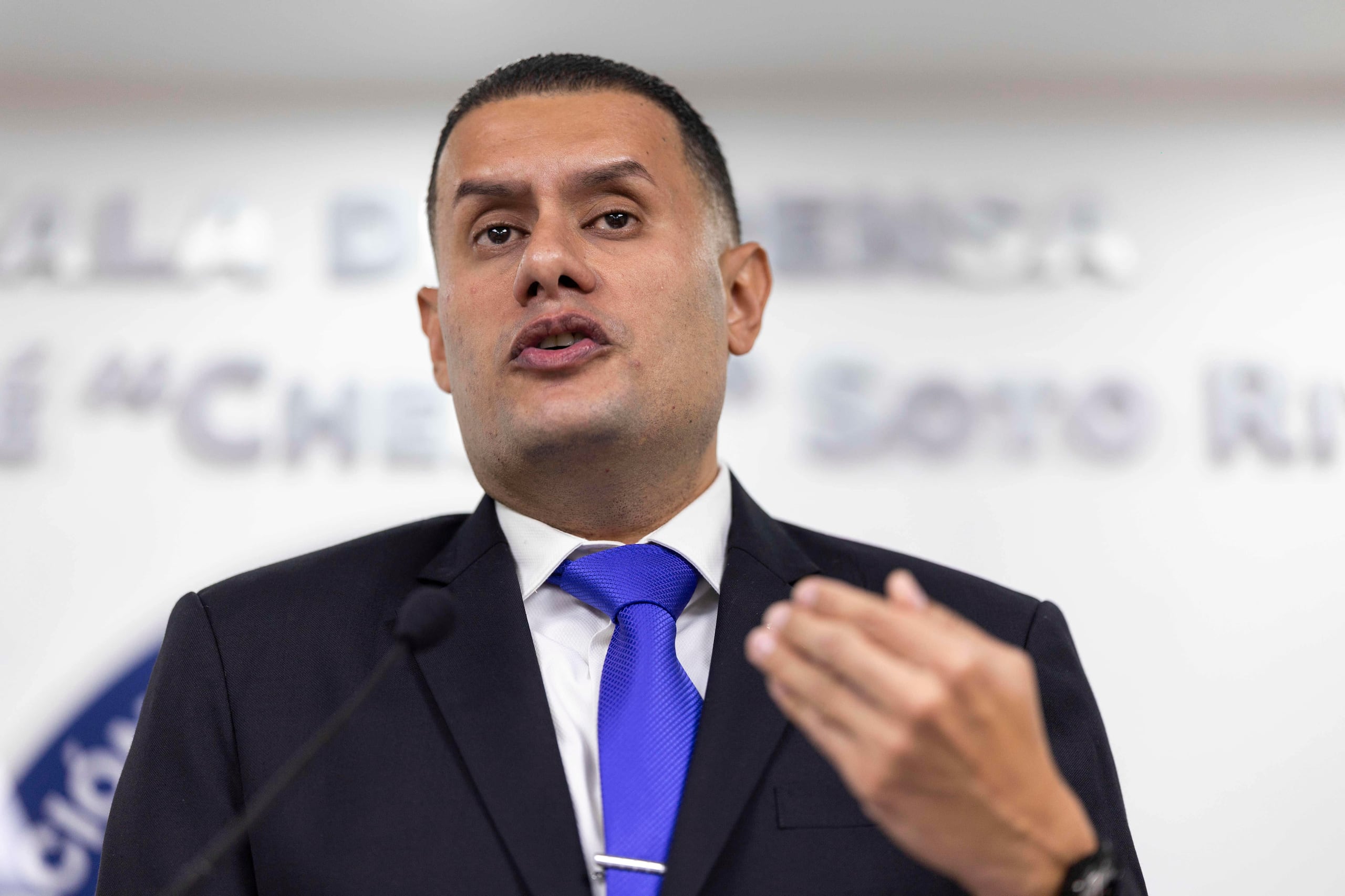 El alcalde de Camuy, Gabriel Hernández.