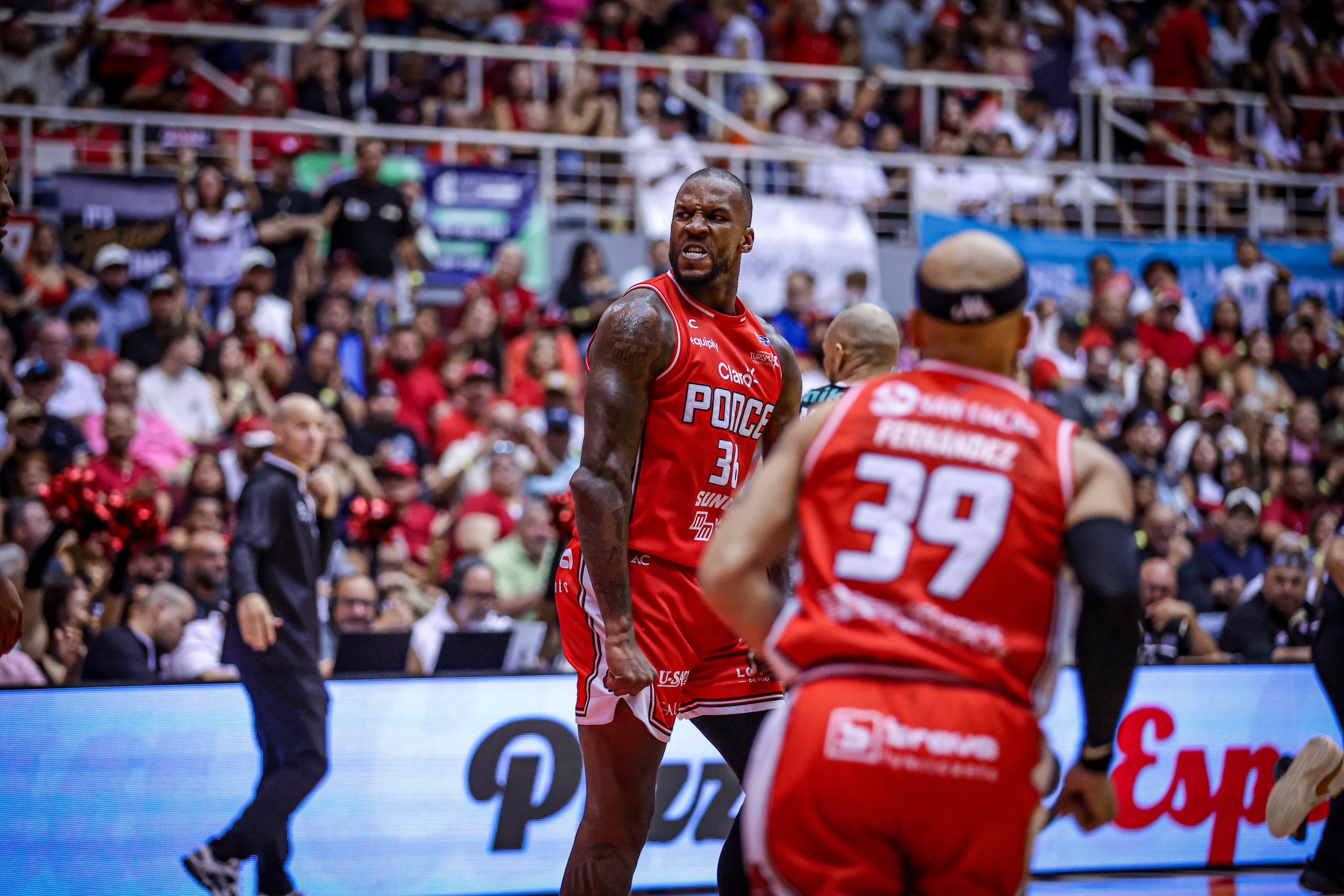 Thomas Robinson jugó esta temporada con Quebradillas, Arecibo y Mayagüez antes de ser firmado por los Leones de Ponce.