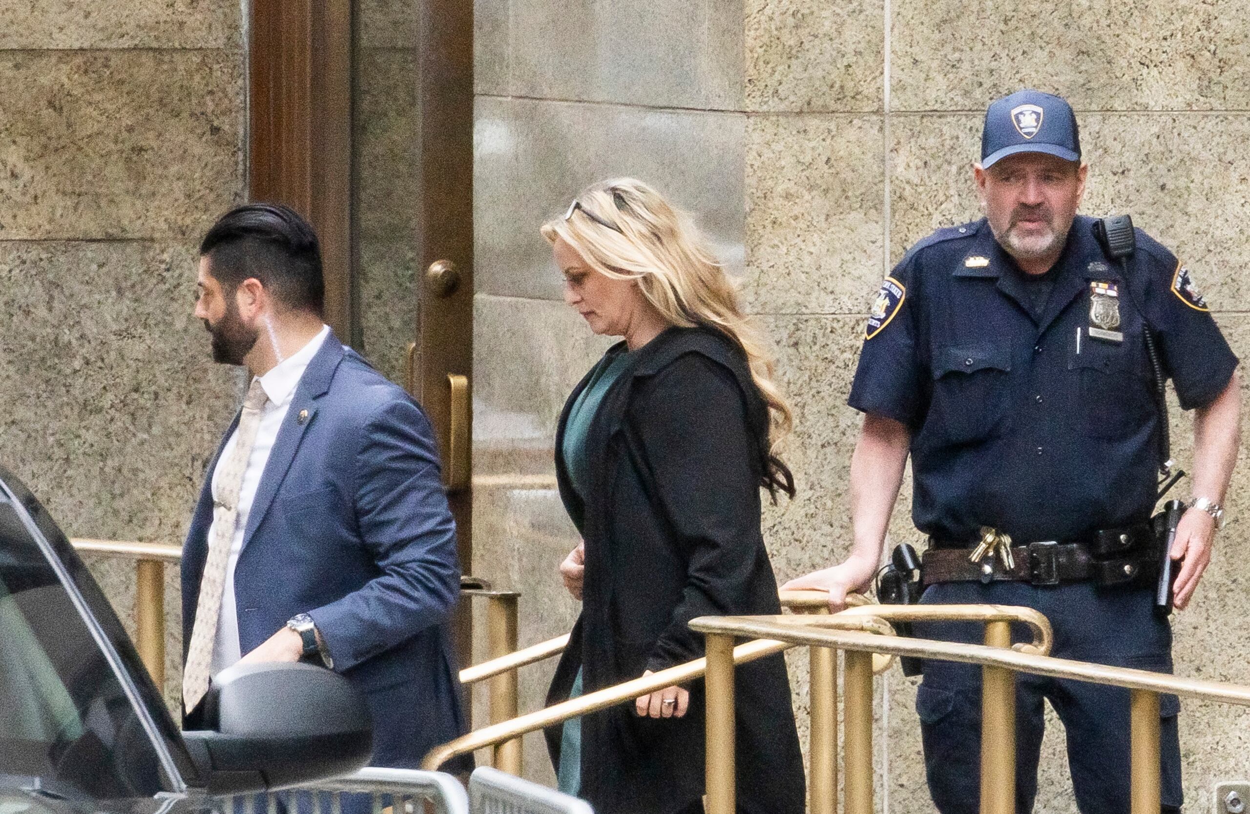 Daniels señaló que el dinero no fue el motivo por el que decidió contar su historia, pues en 2018 dio una entrevista gratuita a CNN.
