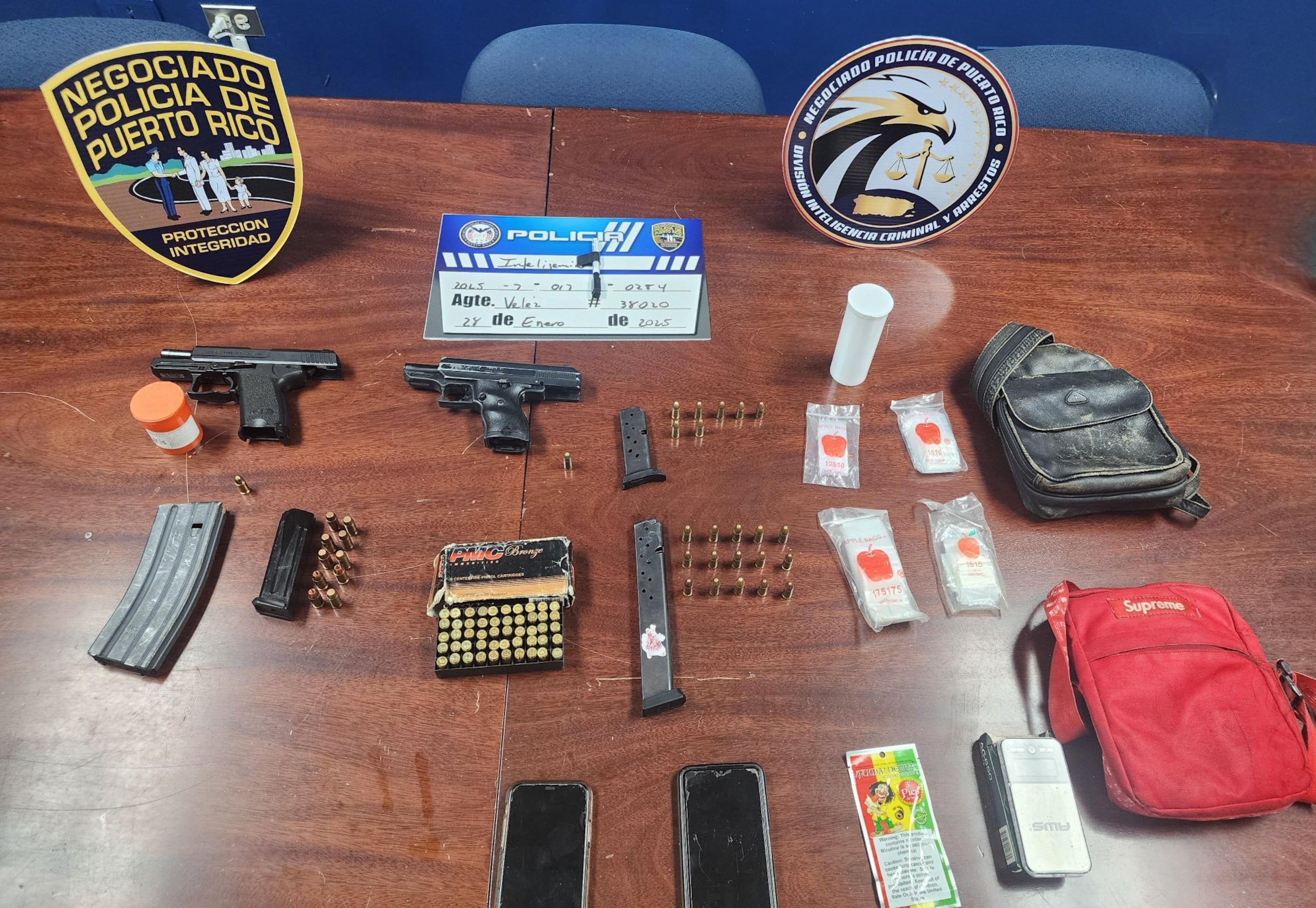 Resultado de allanamientos en Bayamón y Corozal diligenciados por el Negociado de Inteligencia y Arrestos.