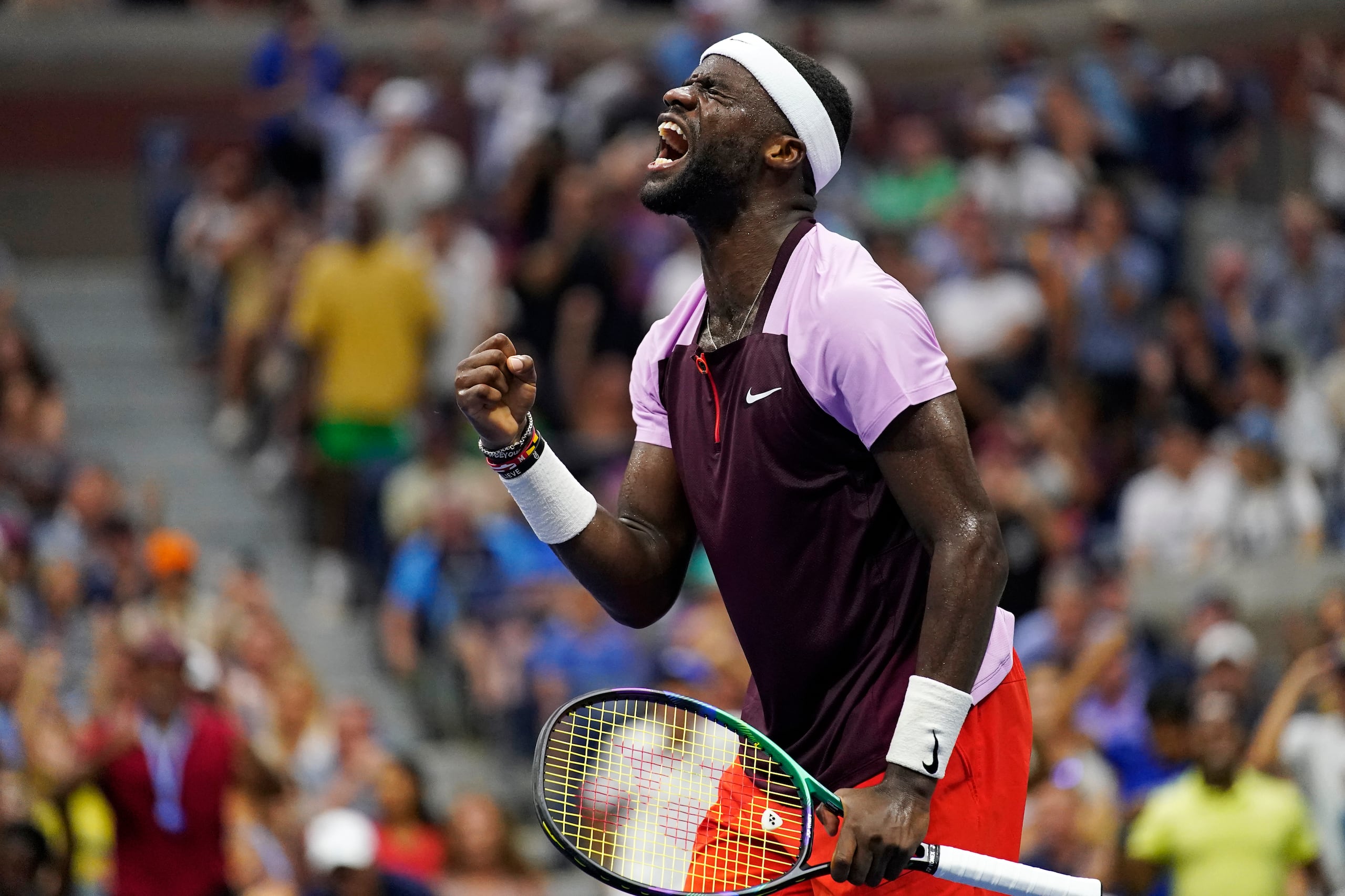 Este es Frances Tiafoe, que jugará con Alcaraz el partido de exhibición.