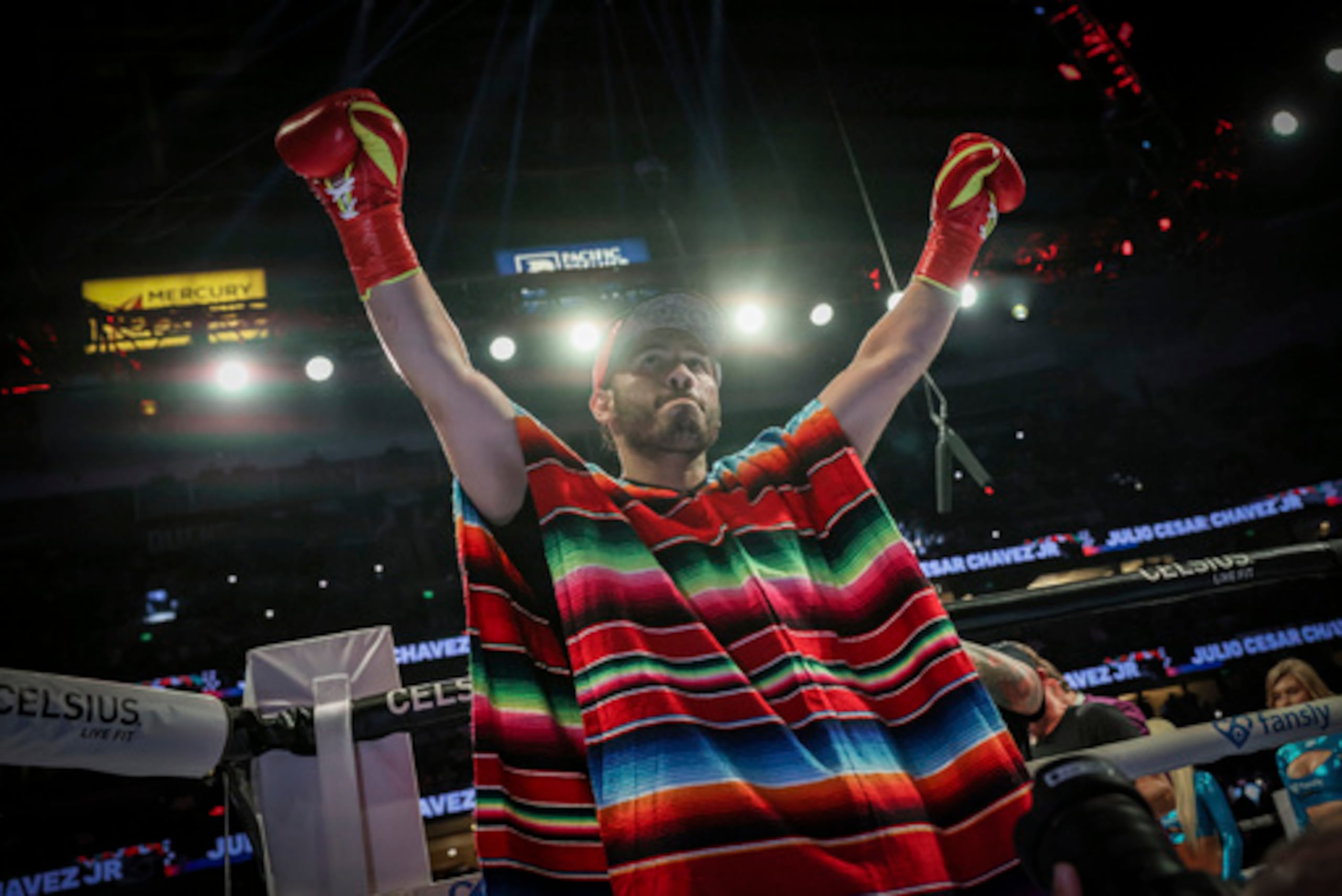Chávez Jr. listo para pelea vs. Jake Paul en California.