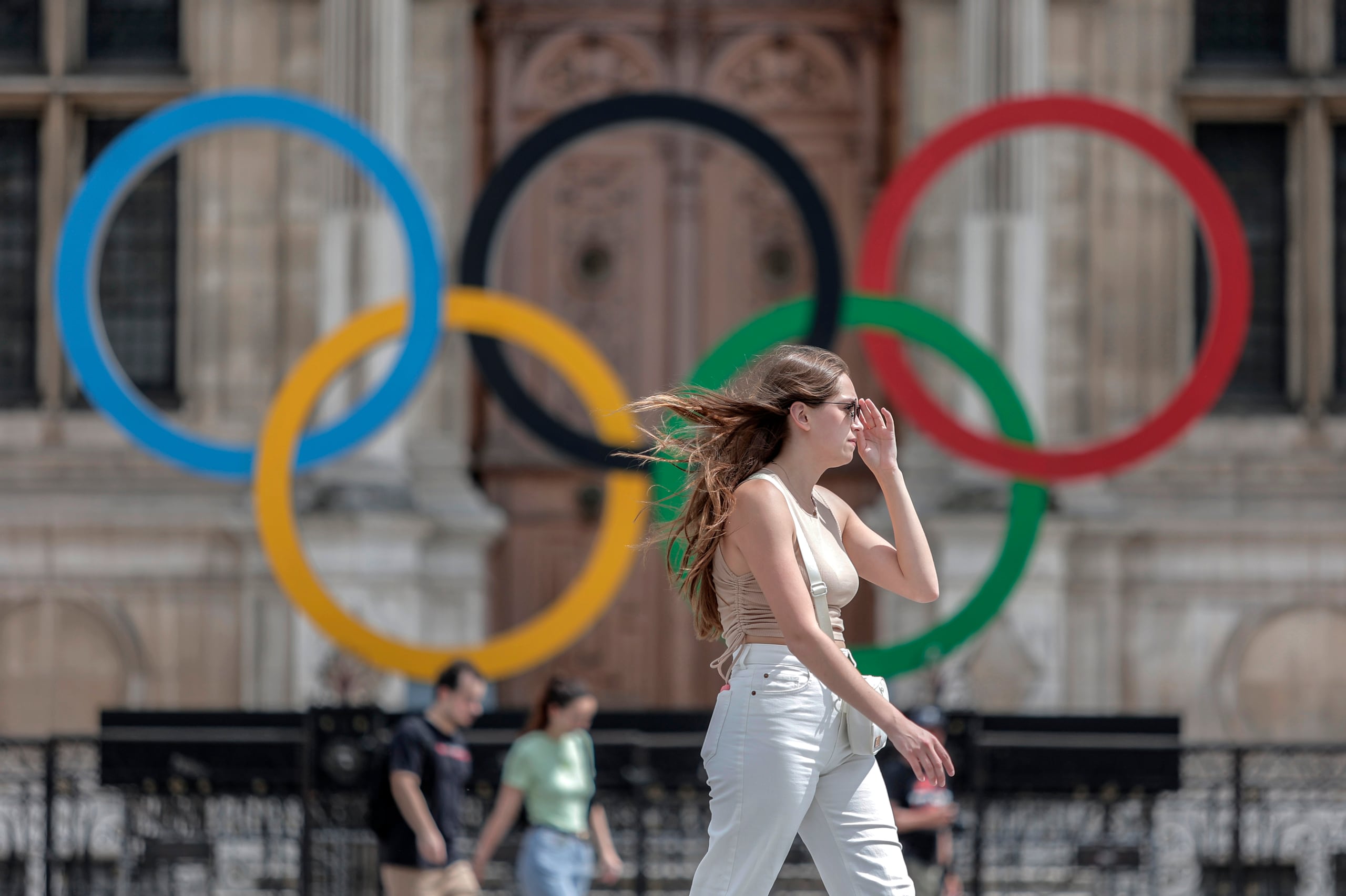 Las Olimpiadas de París serán las primeras en la historia en que la cantidad de mujeres competidoras será la misma que la de los varones. El logro es uno importante para Francia porque las Olimpiadas del 1900, celebradas allí fueron las primeras de la historia que permitieron la participación de mujeres.