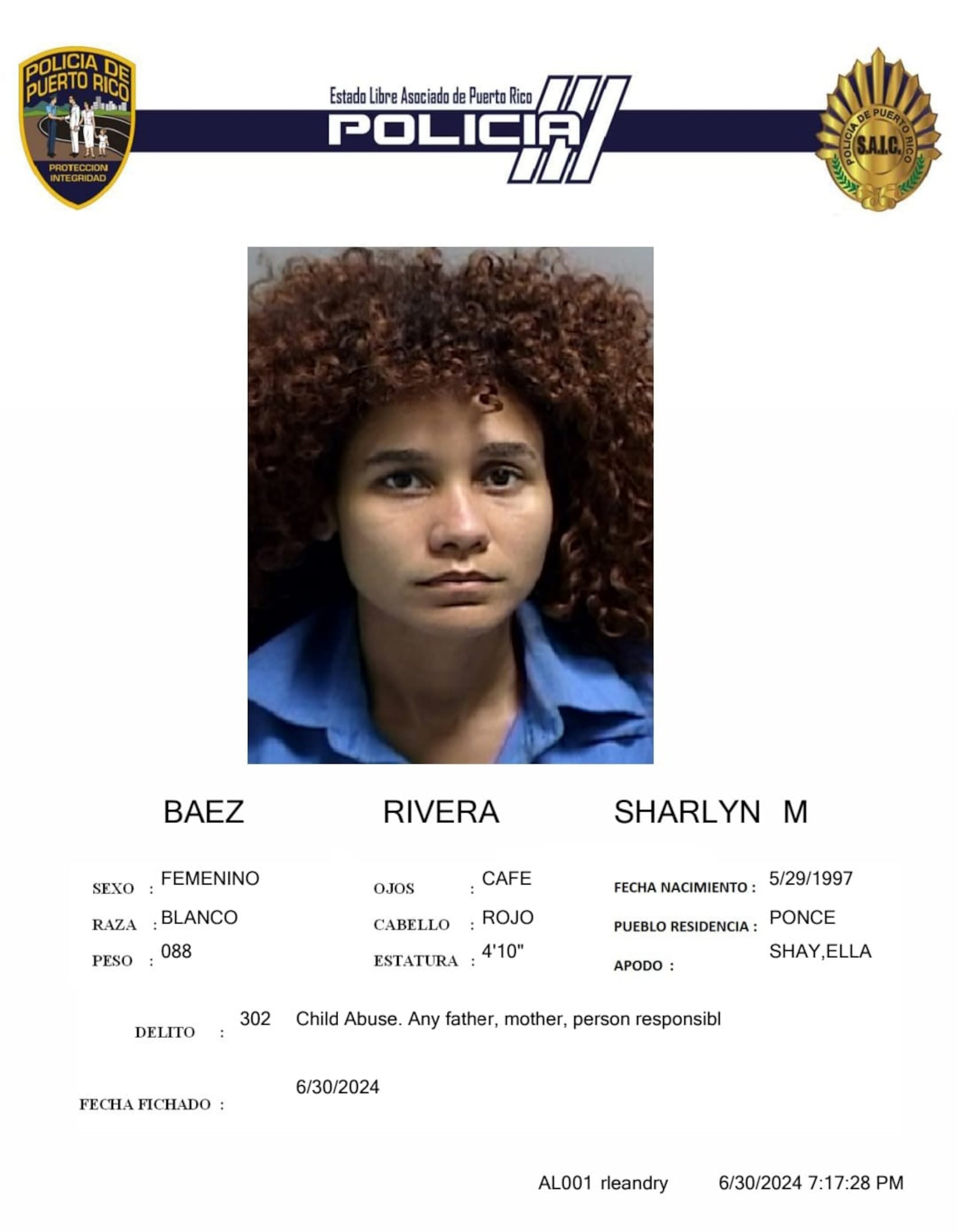 Sharlyn M. Báez Rivera enfrenta cargos por maltrato de menores.