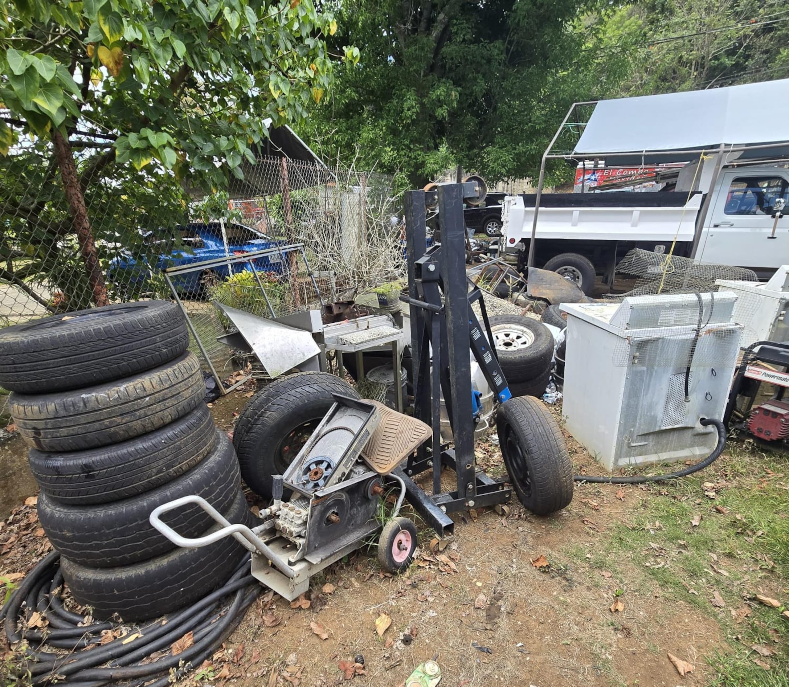 Intervenciones en talleres y depósitos de chatarra que operaban de manera clandestina en los municipios de Arecibo, Florida y Barceloneta.