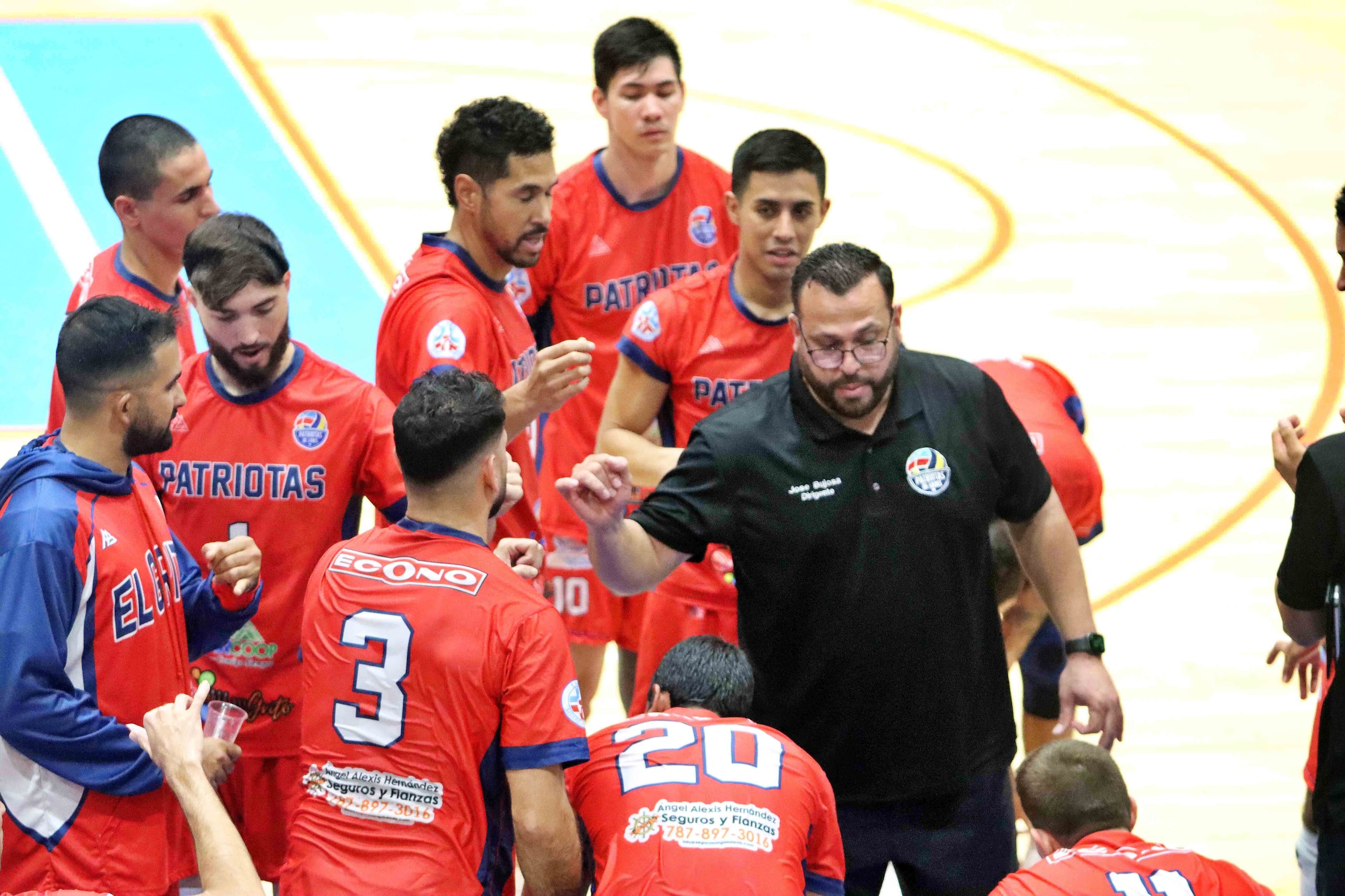 José "Freddy" Bujosa durante un tiempo técnico con los Patriotas de Lares.