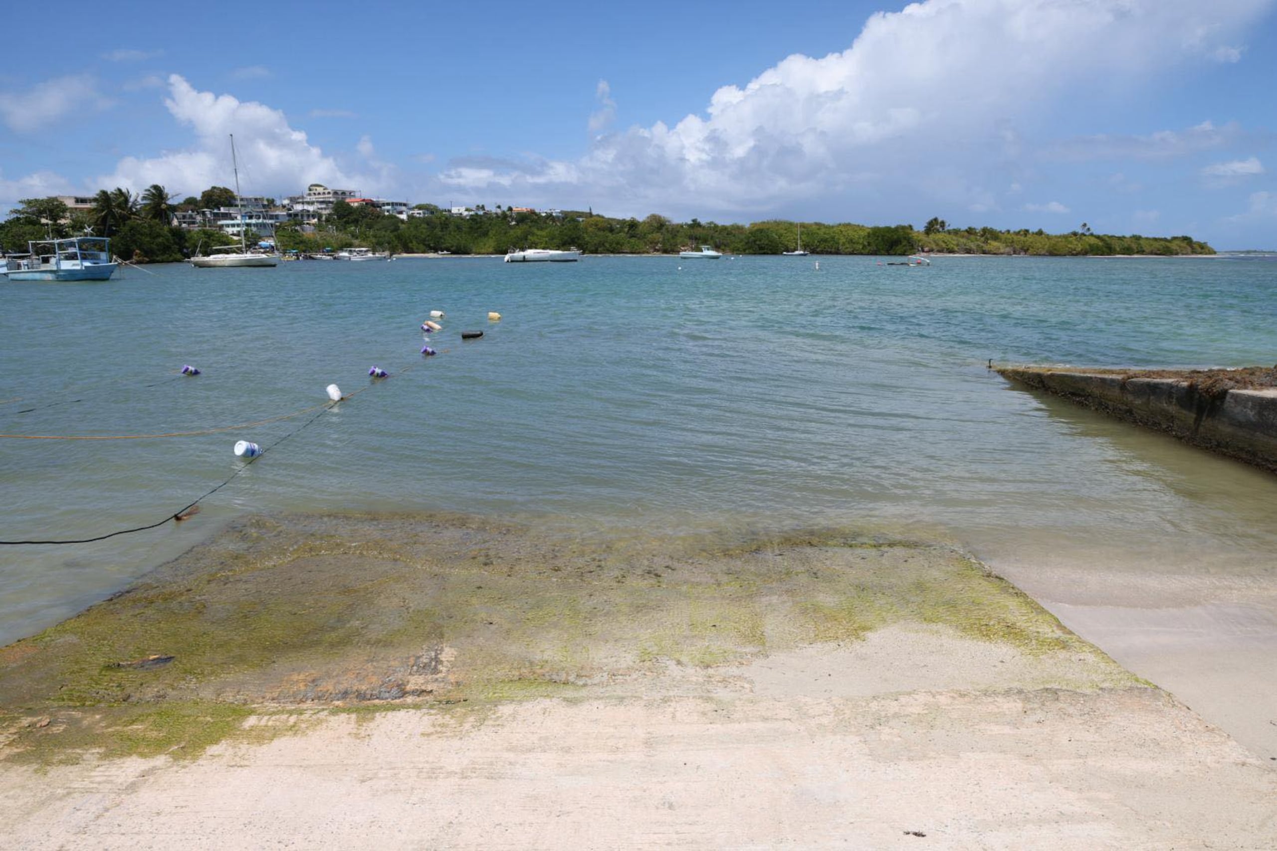 El alcalde aclaró que, mientras transcurre el periodo de construcción, los usuarios de la rampa de botes tendrán disponible una de las otras dos ubicadas en el lugar.