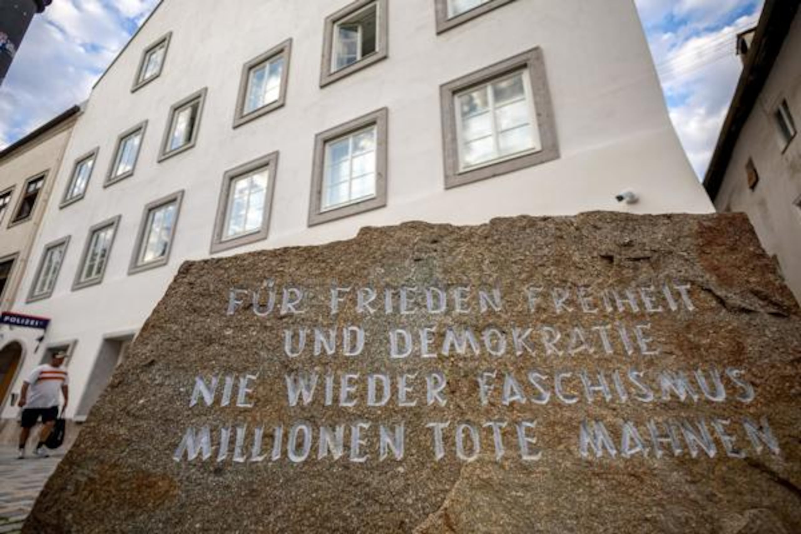 La casa natal de Hitler reabre como comisaria tras años de debate sobre su futuro