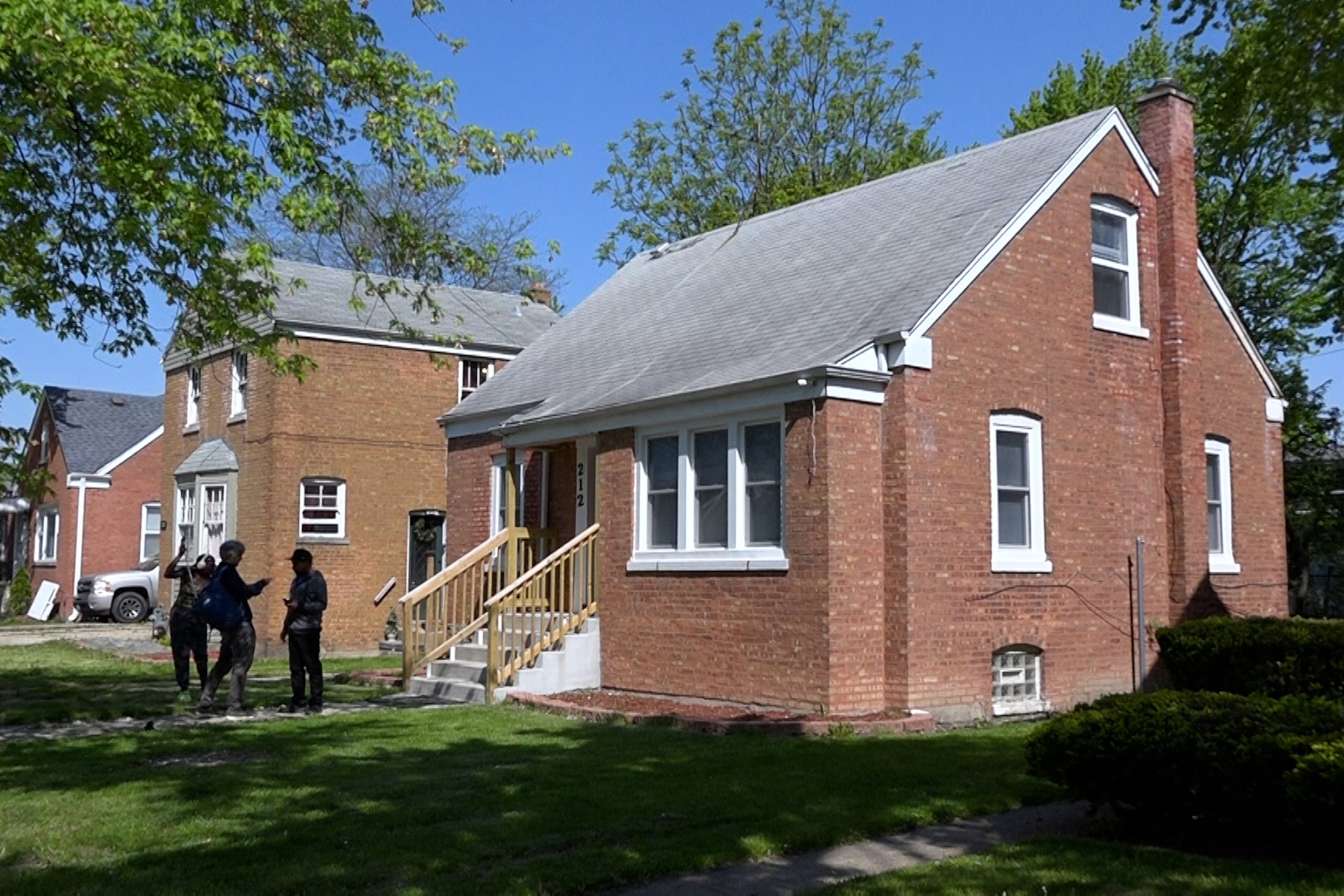 Captura de video que muestra la casa donde el papa León XIV pasó sus primeros años, este sábado en Chicago (Estados Unidos). (EFE/ Alberto Boal)