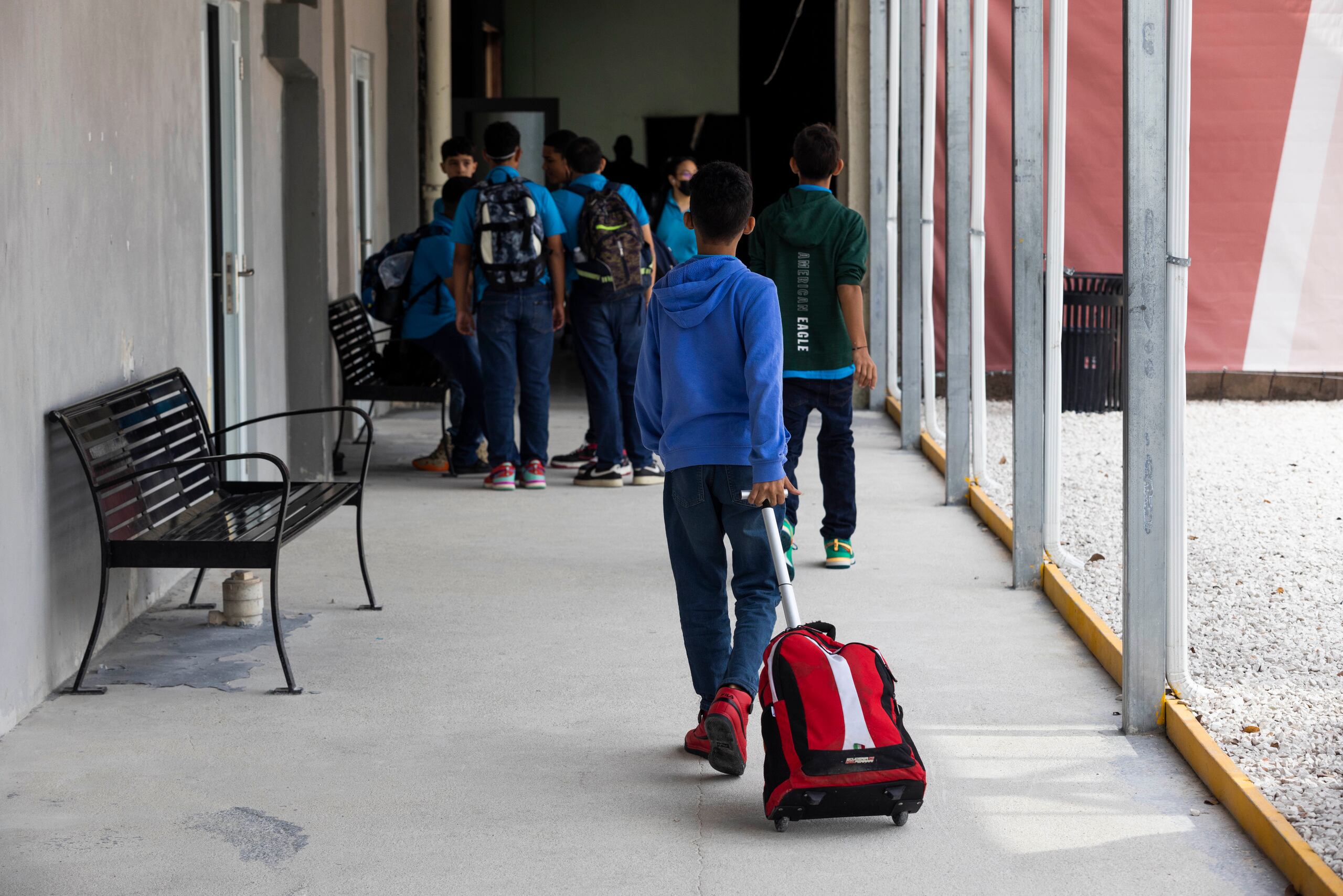 Afirmó, además, que no contempla ningún cierre de escuelas, pese a la esperada reducción en la matrícula de estudiantes.