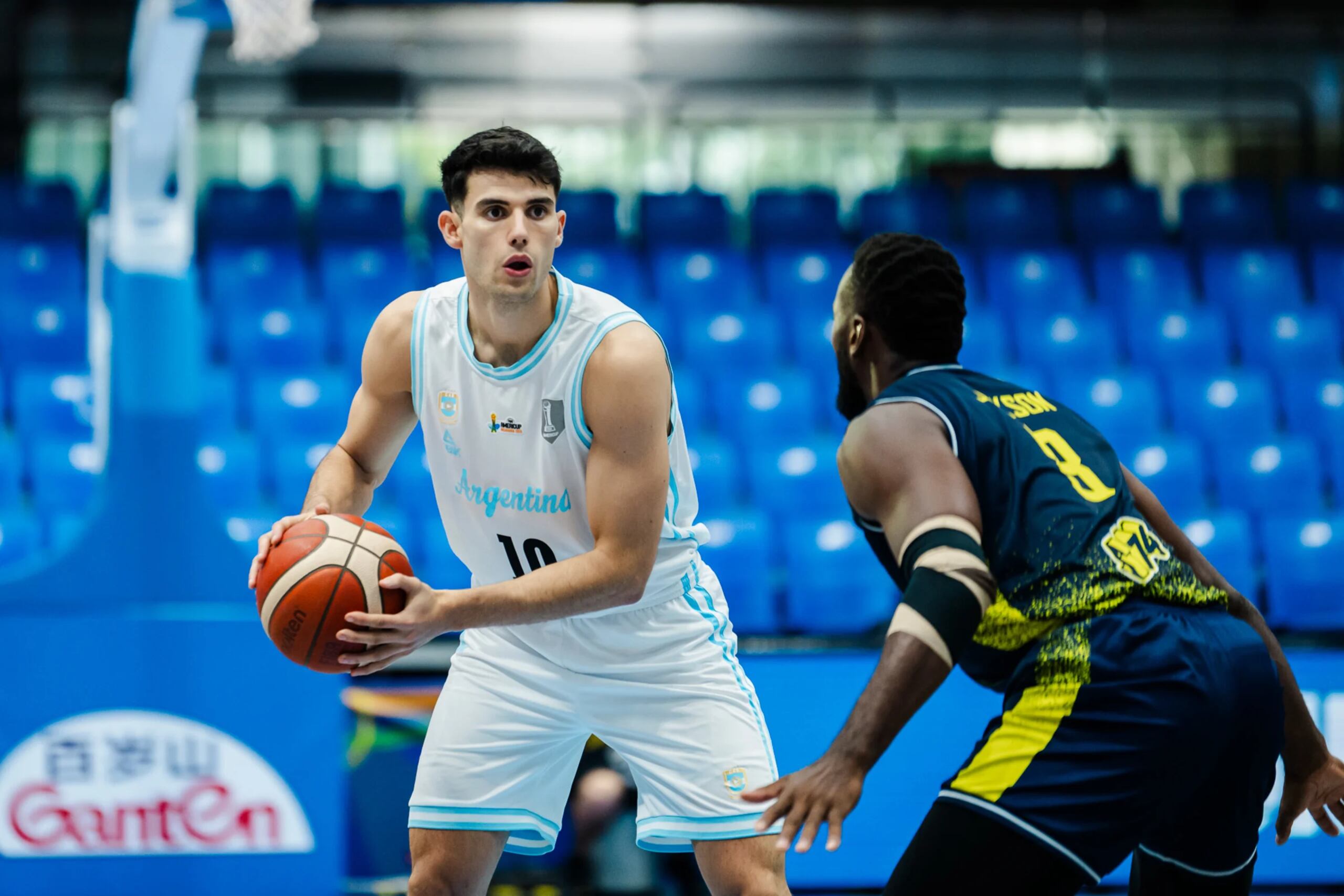 Gonzalo Corbalán lidera la ofensiva de Argentina en lo que va de la AmeriCup 2025 con un promedio de 17.7 puntos.