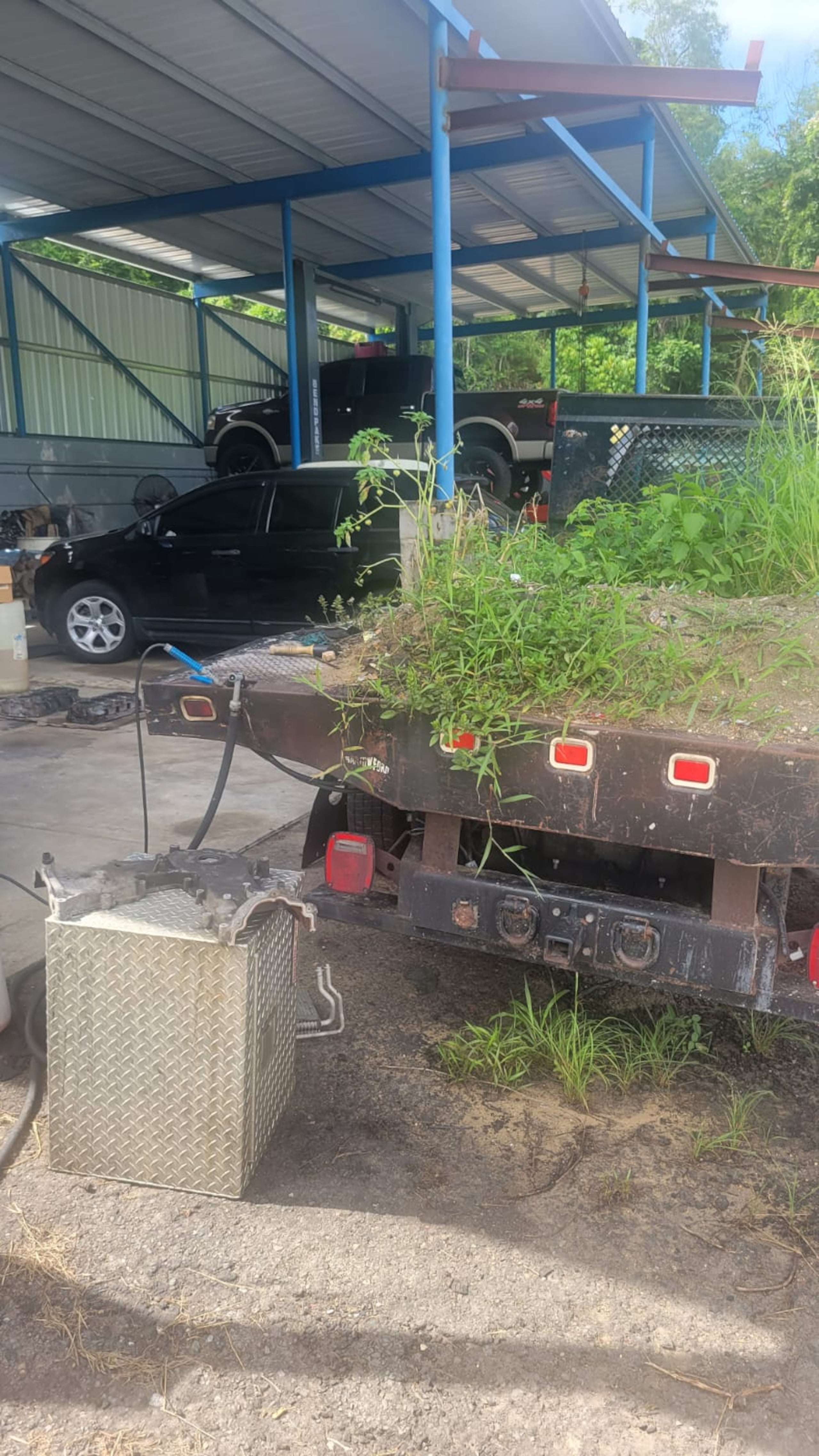 Cuatro talleres de mecánica en Camuy fueron multados ya que no pasaron inspección por presuntamente operar sin permisos requeridos en ley.