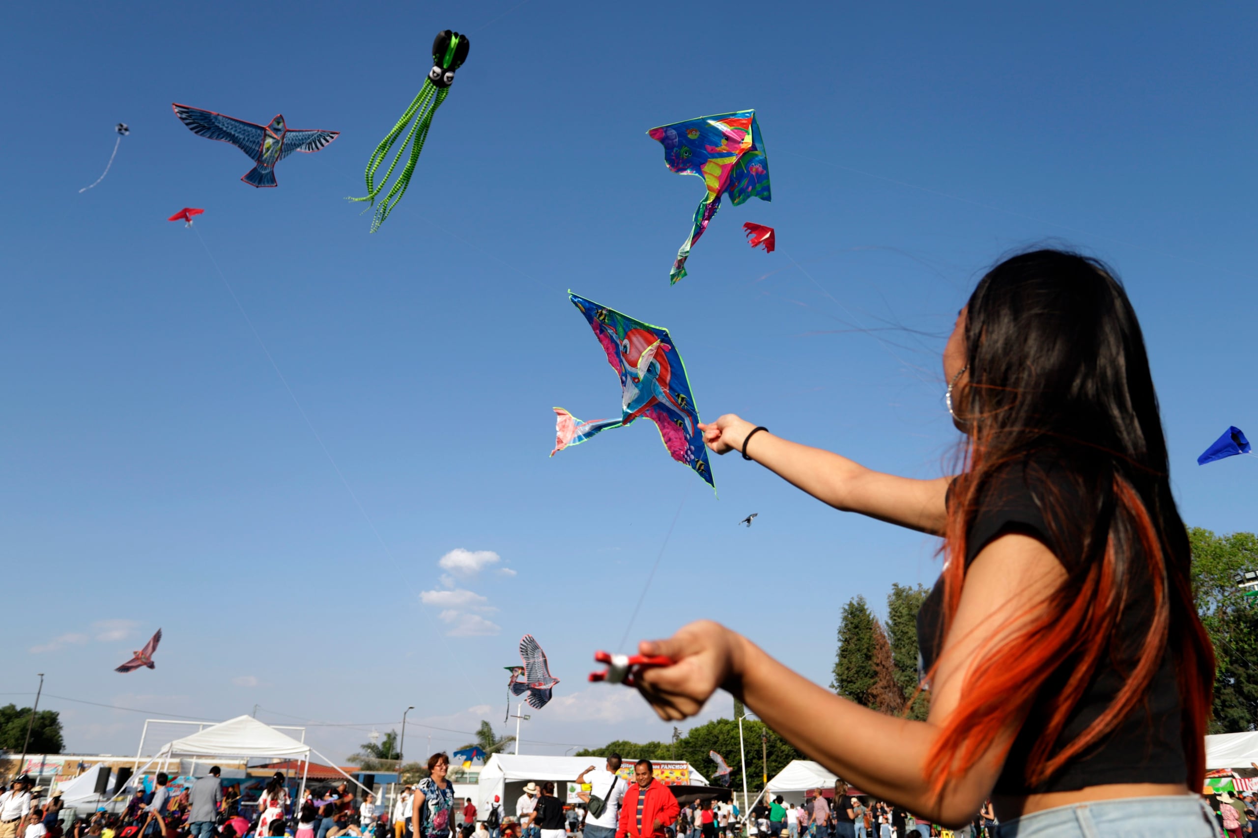Las actividades incluyen competencias y exhibición de chiringas, además de talleres de confección.